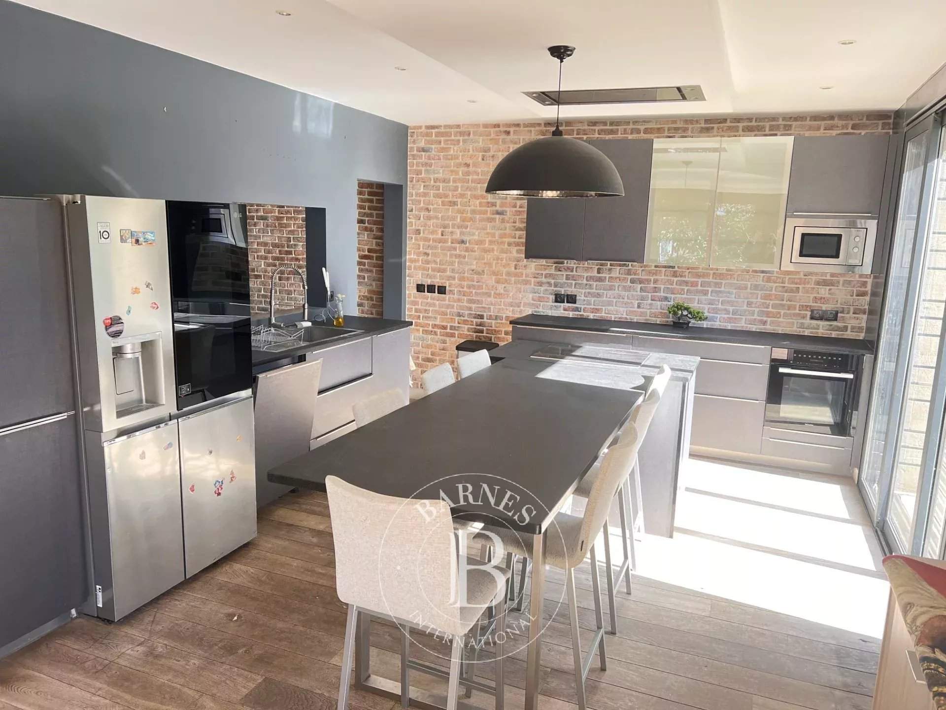 Rueil-Malmaison  - Maison 9 Pi&egrave;ces 7 Chambres - picture 9