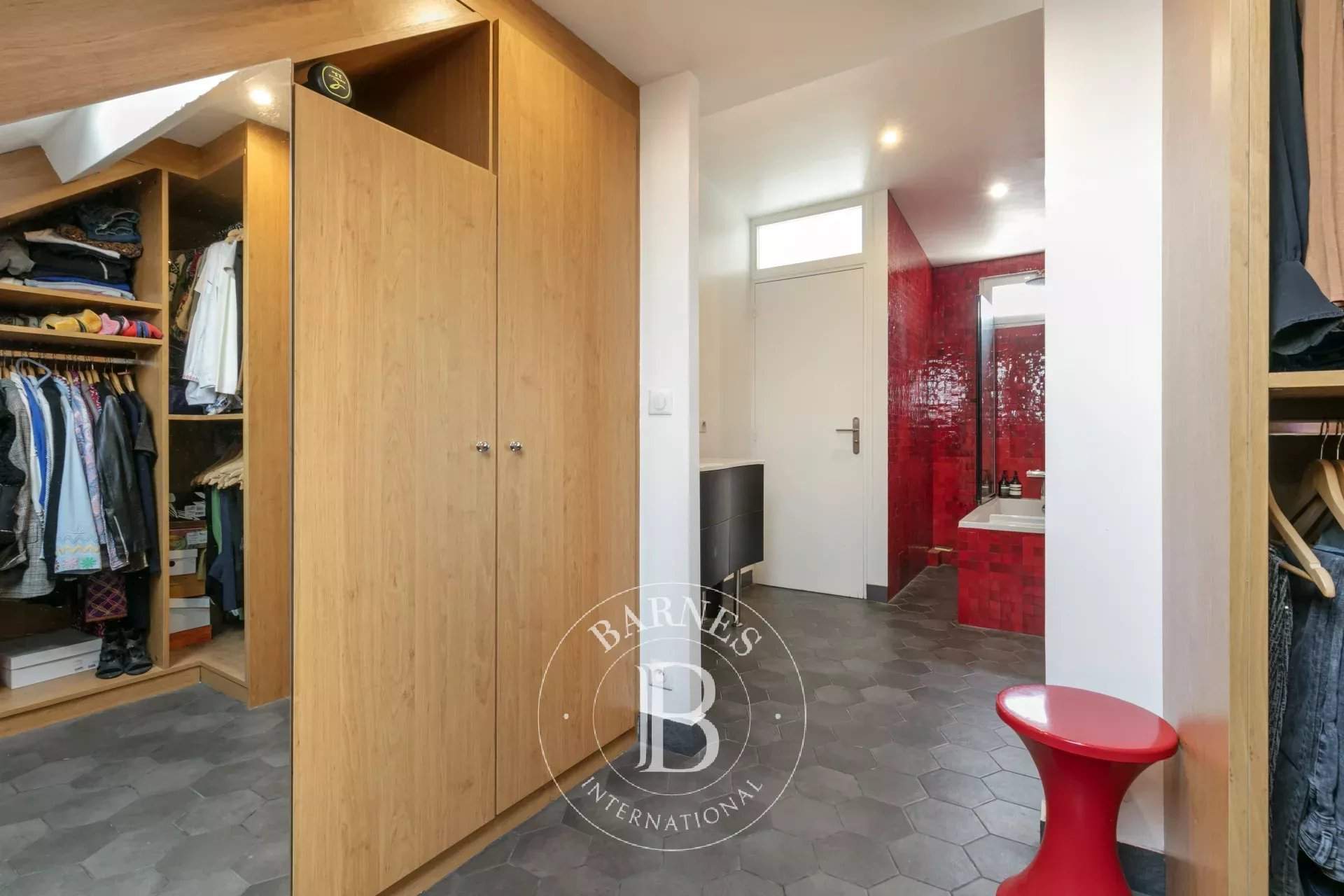 Suresnes  - Maison 8 Pi&egrave;ces 5 Chambres - picture 11