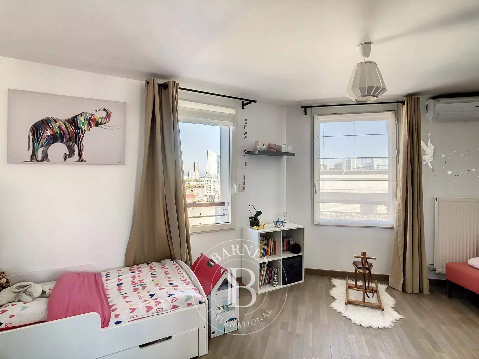 Suresnes  - Piso 4 Cuartos 4 Habitaciones - picture 14