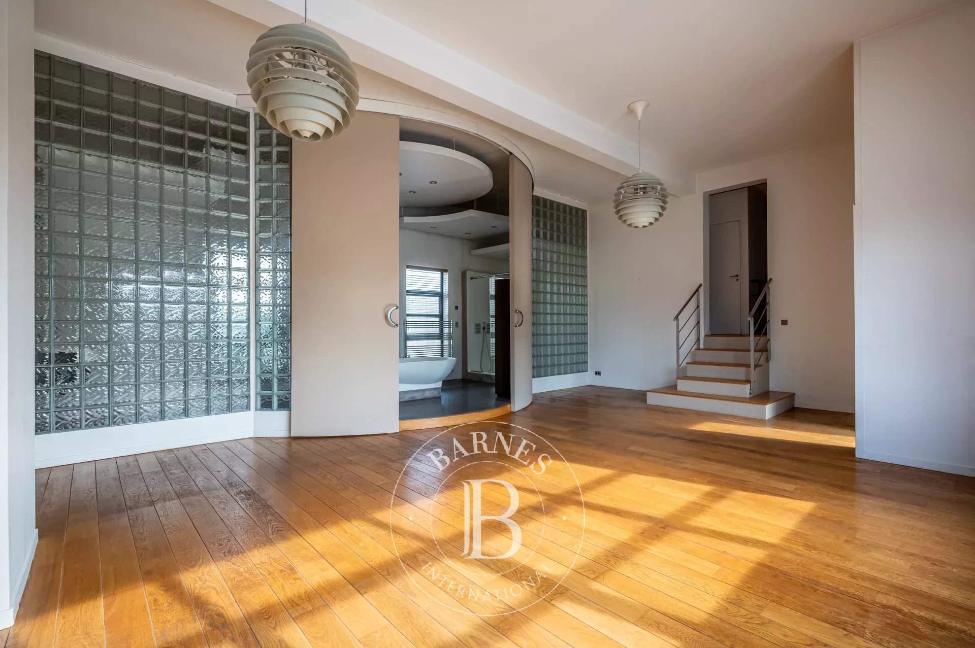 Asnières-sur-Seine  - Hôtel particulier 10 Pièces 5 Chambres - picture 12
