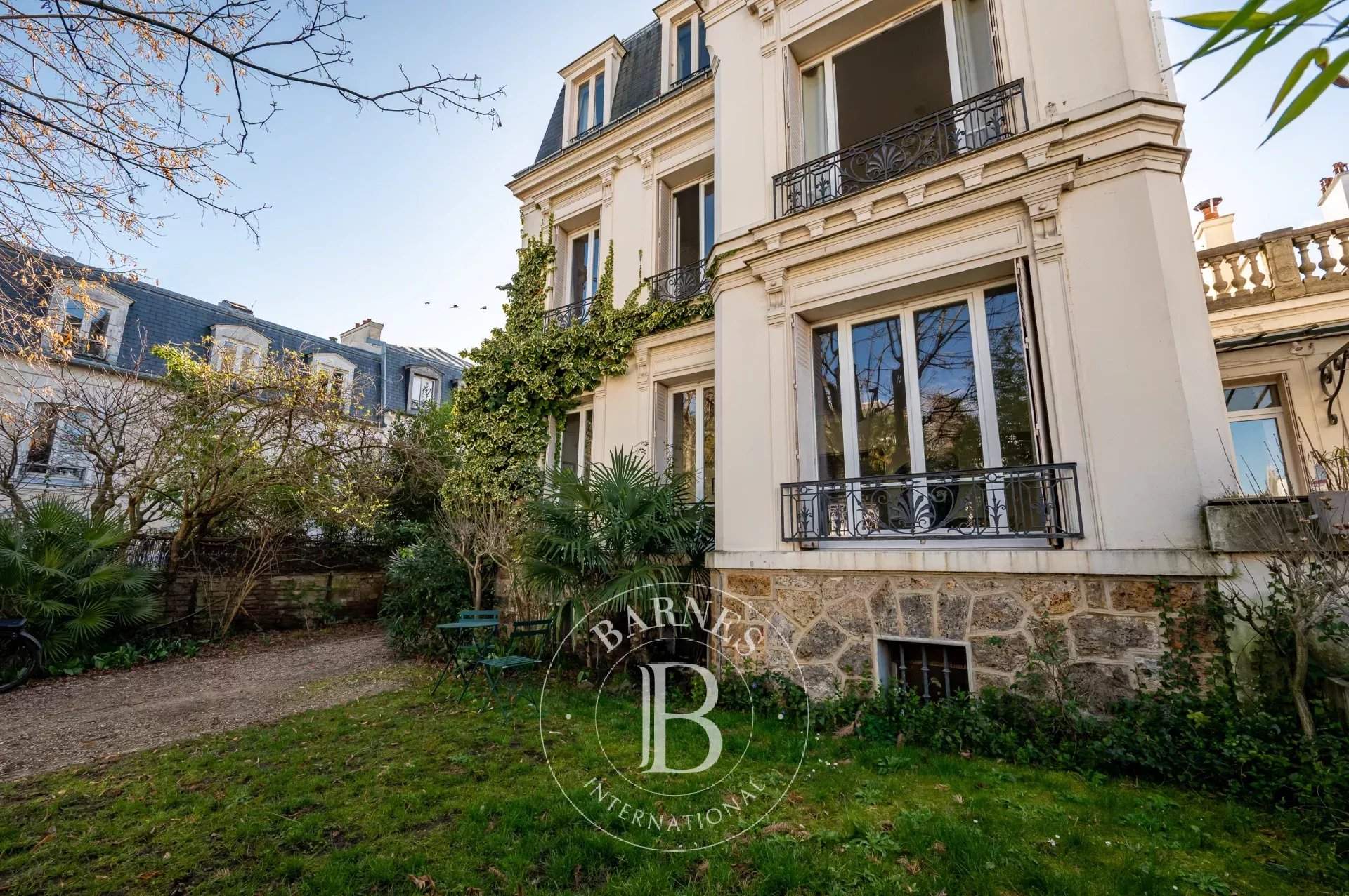 Asnières-sur-Seine  - Hôtel particulier 10 Pièces 6 Chambres - picture 5