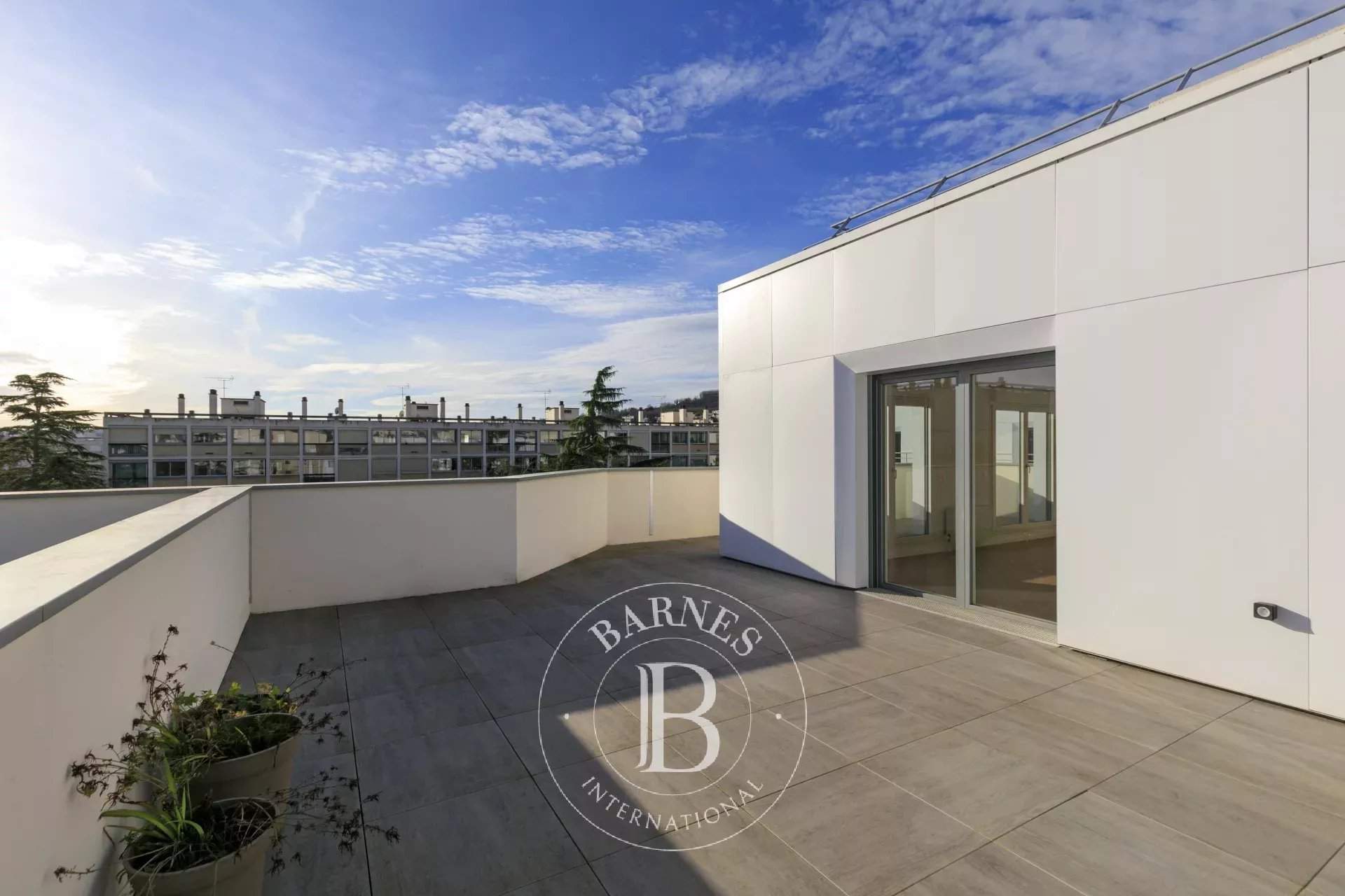 Suresnes  - Appartement 5 Pi&egrave;ces 3 Chambres - picture 14