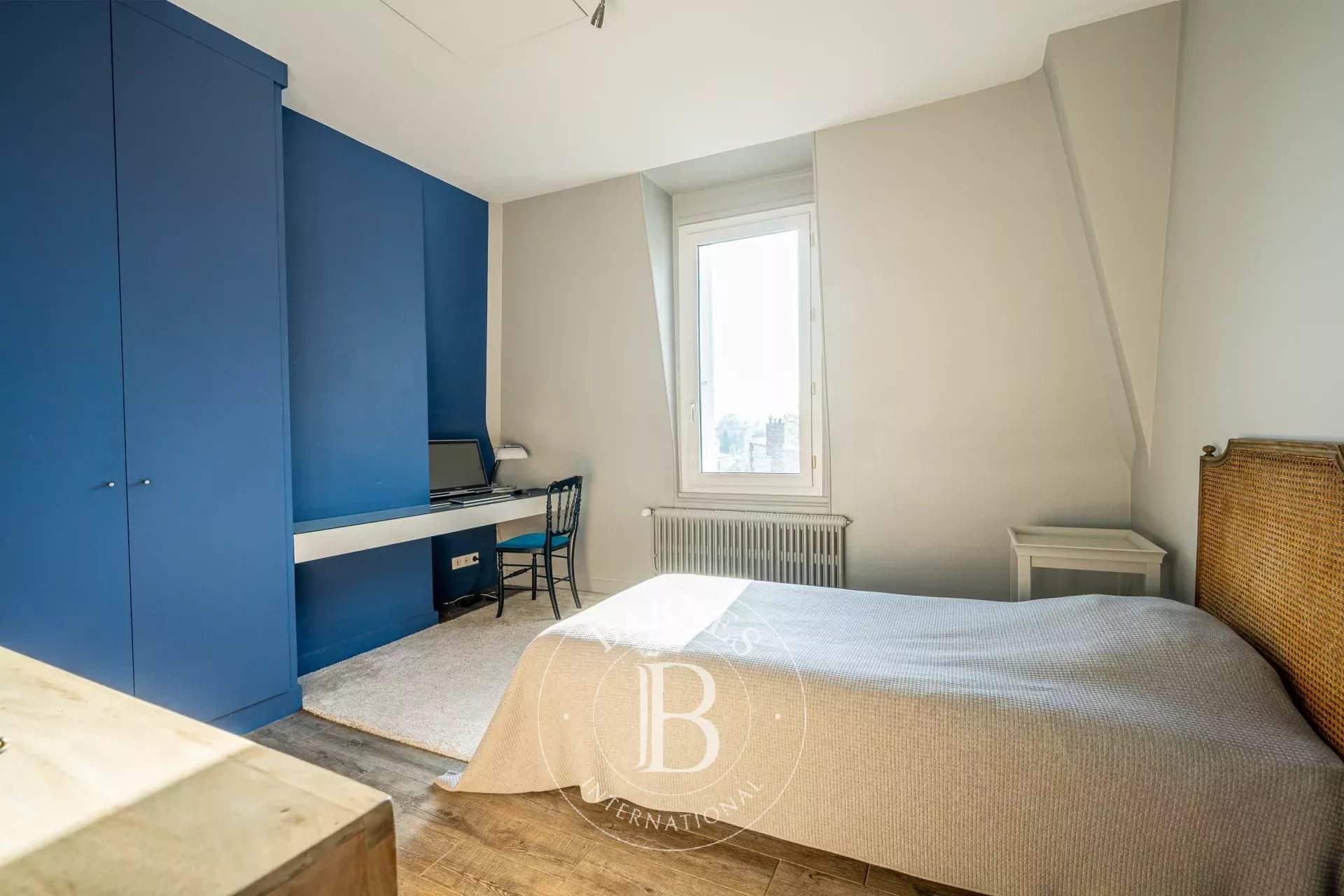 Asnières-sur-Seine  - Maison 8 Pièces 5 Chambres - picture 19