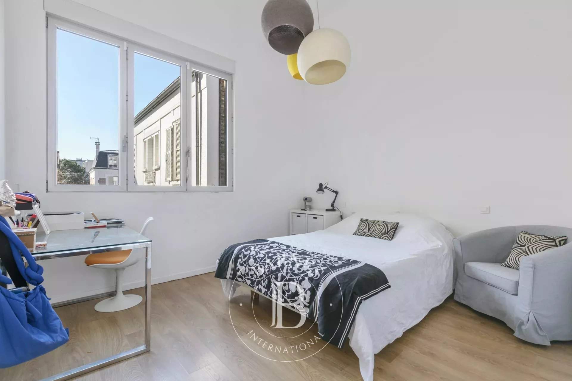 La Garenne-Colombes  - Casa 7 Cuartos 5 Habitaciones - picture 10