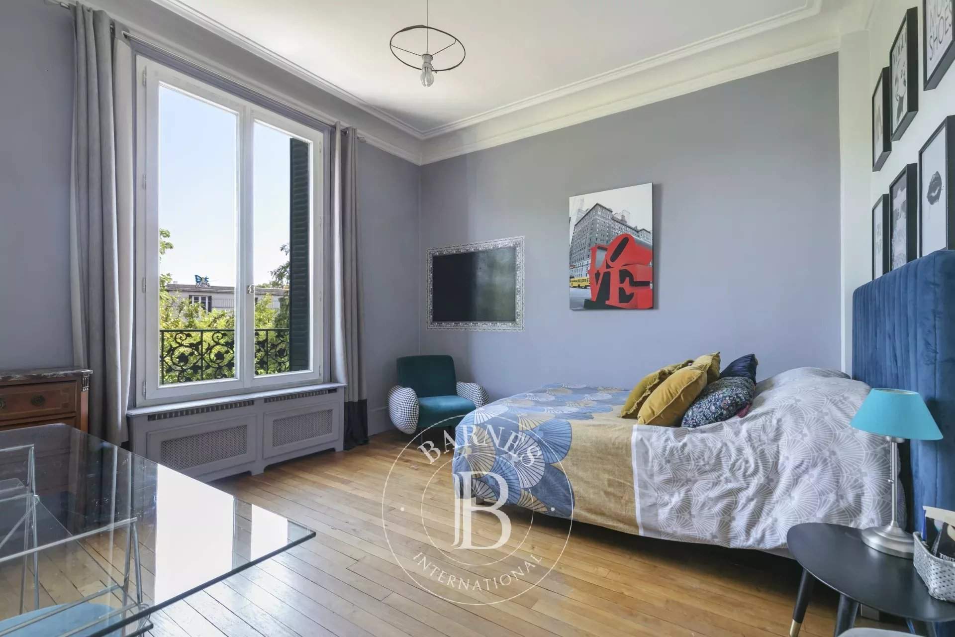 Suresnes  - Mansion 7 Bedrooms - picture 17