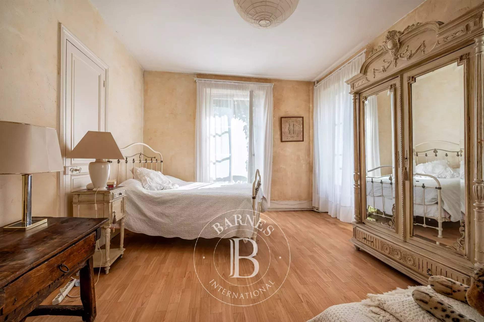 Asnières-sur-Seine  - Maison 8 Pièces 6 Chambres - picture 10