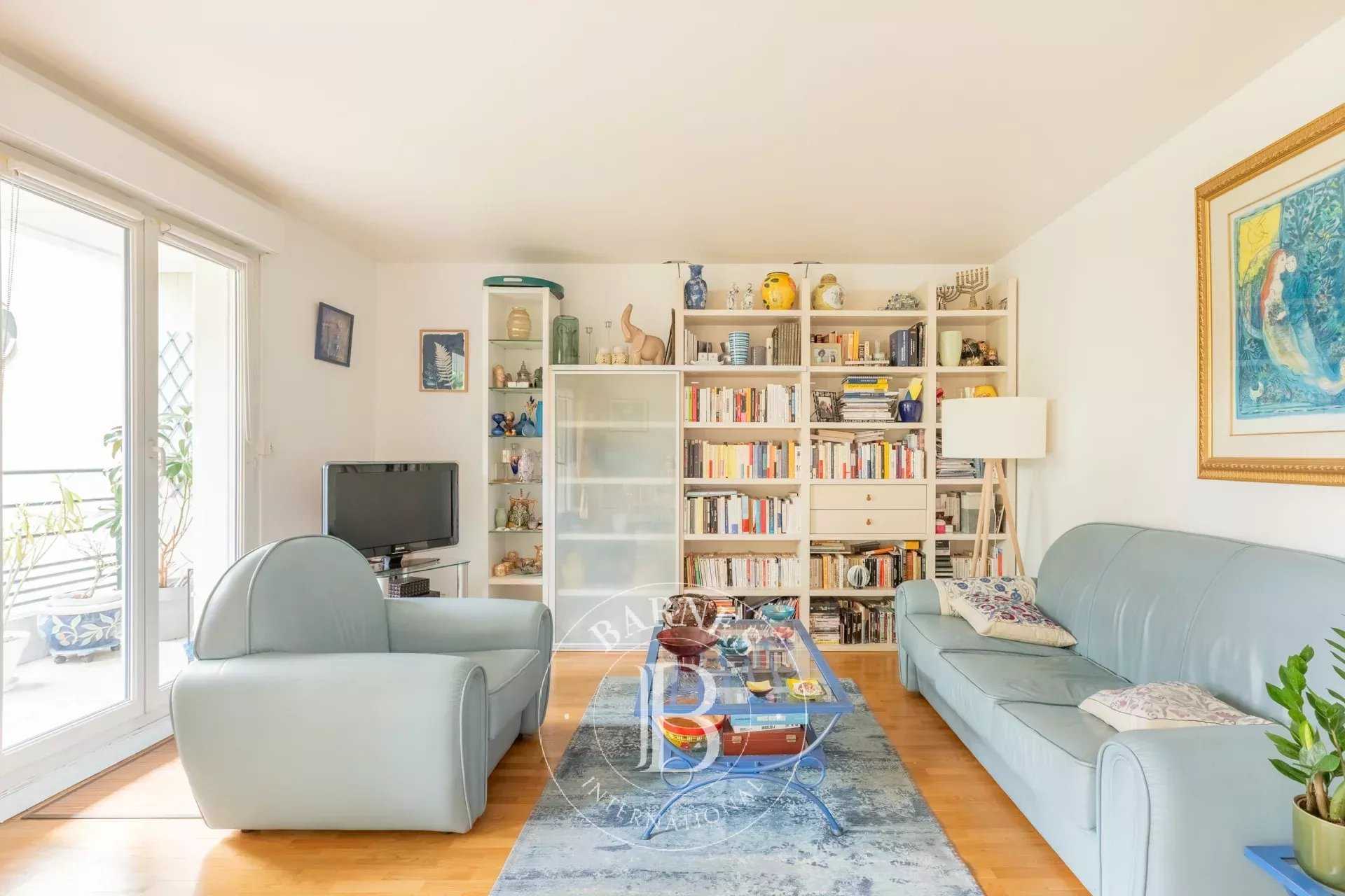 Saint-Cloud  - Appartement 5 Pièces 4 Chambres