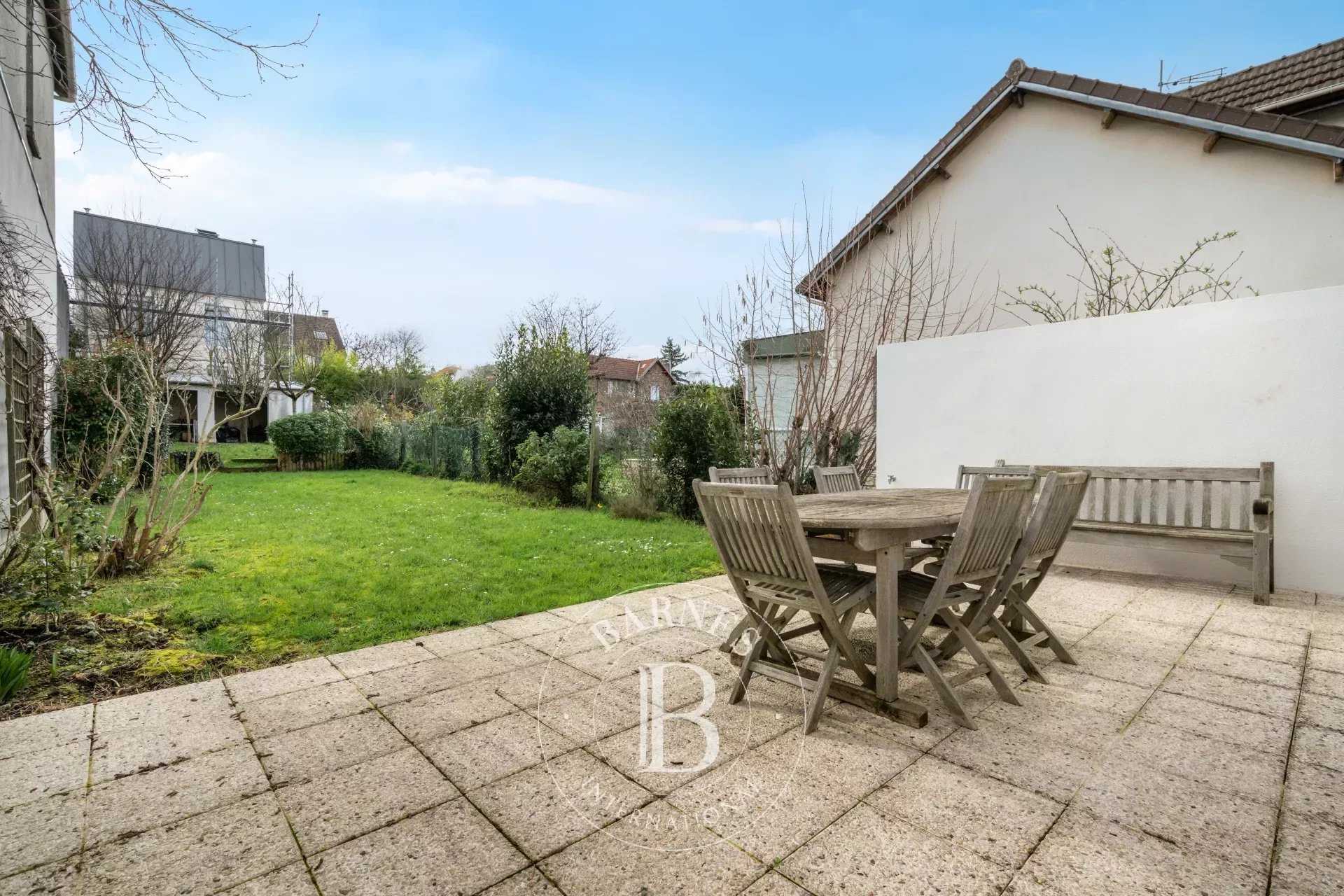 Clamart  - House 4 Bedrooms