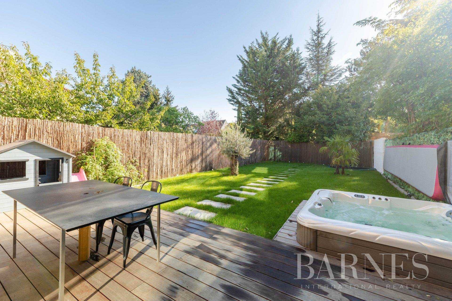 Clamart  - House 4 Bedrooms
