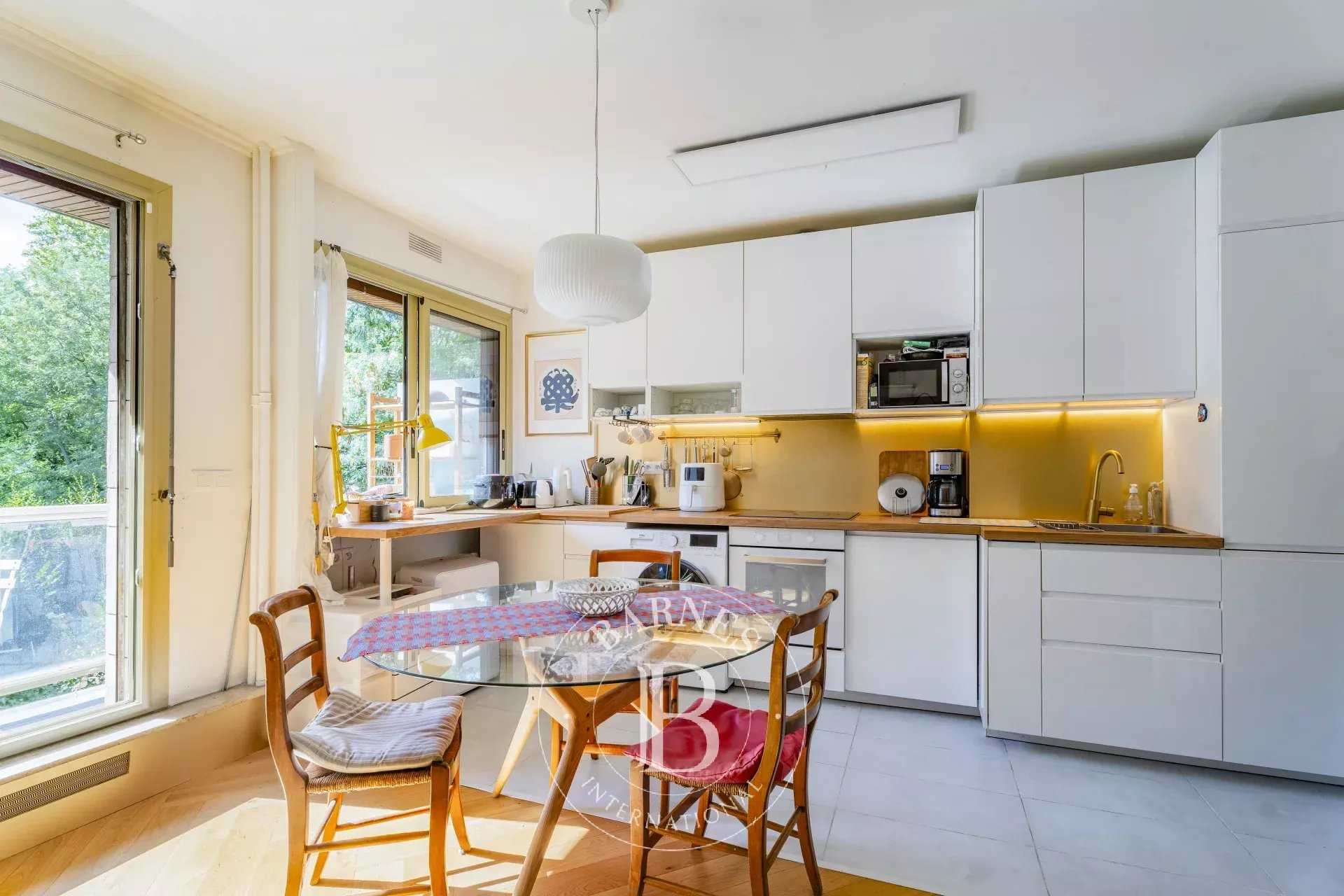 Saint-Cloud  - Apartment 