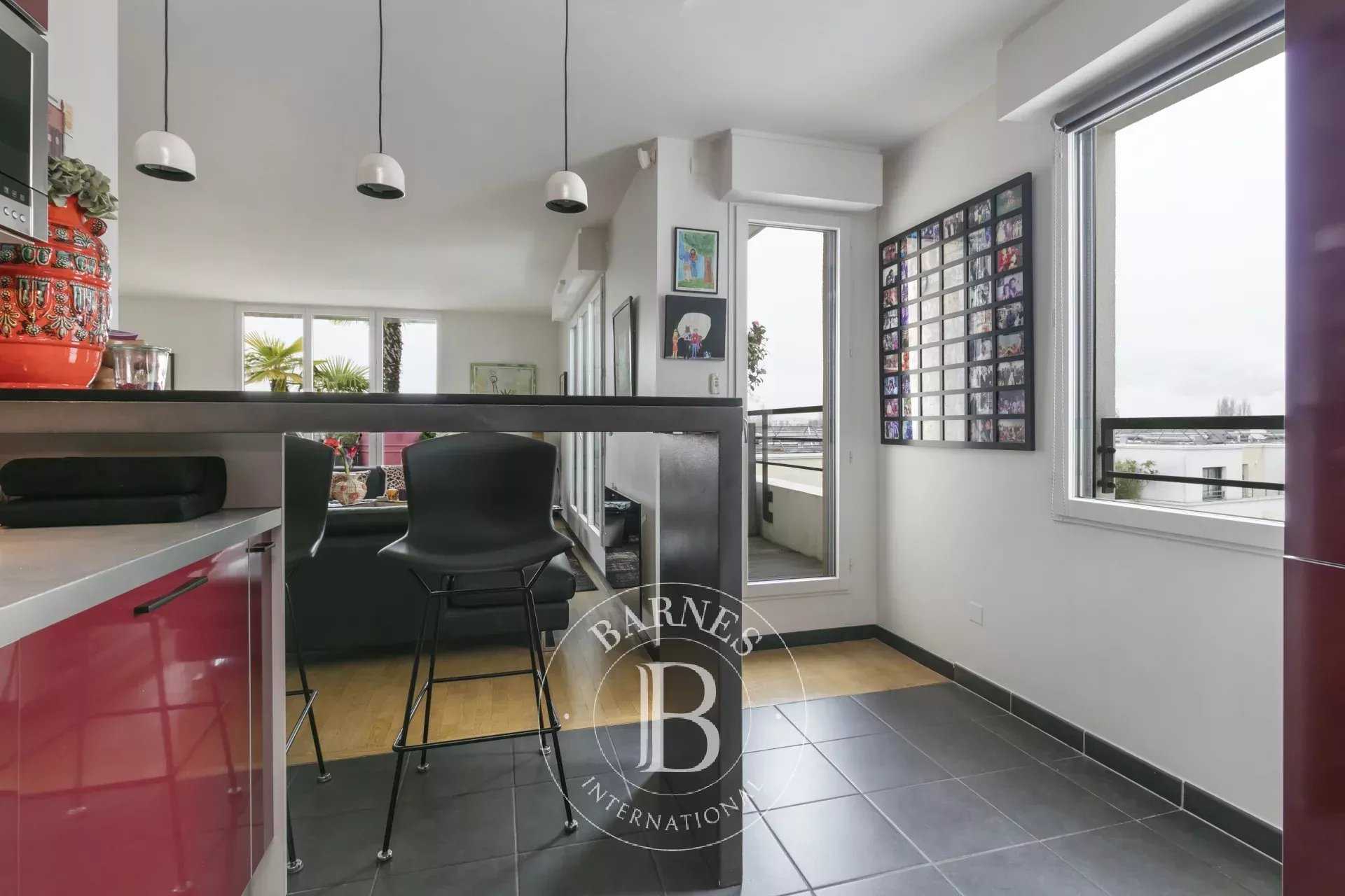 Issy-les-Moulineaux  - Appartement 4 Pi&egrave;ces 2 Chambres