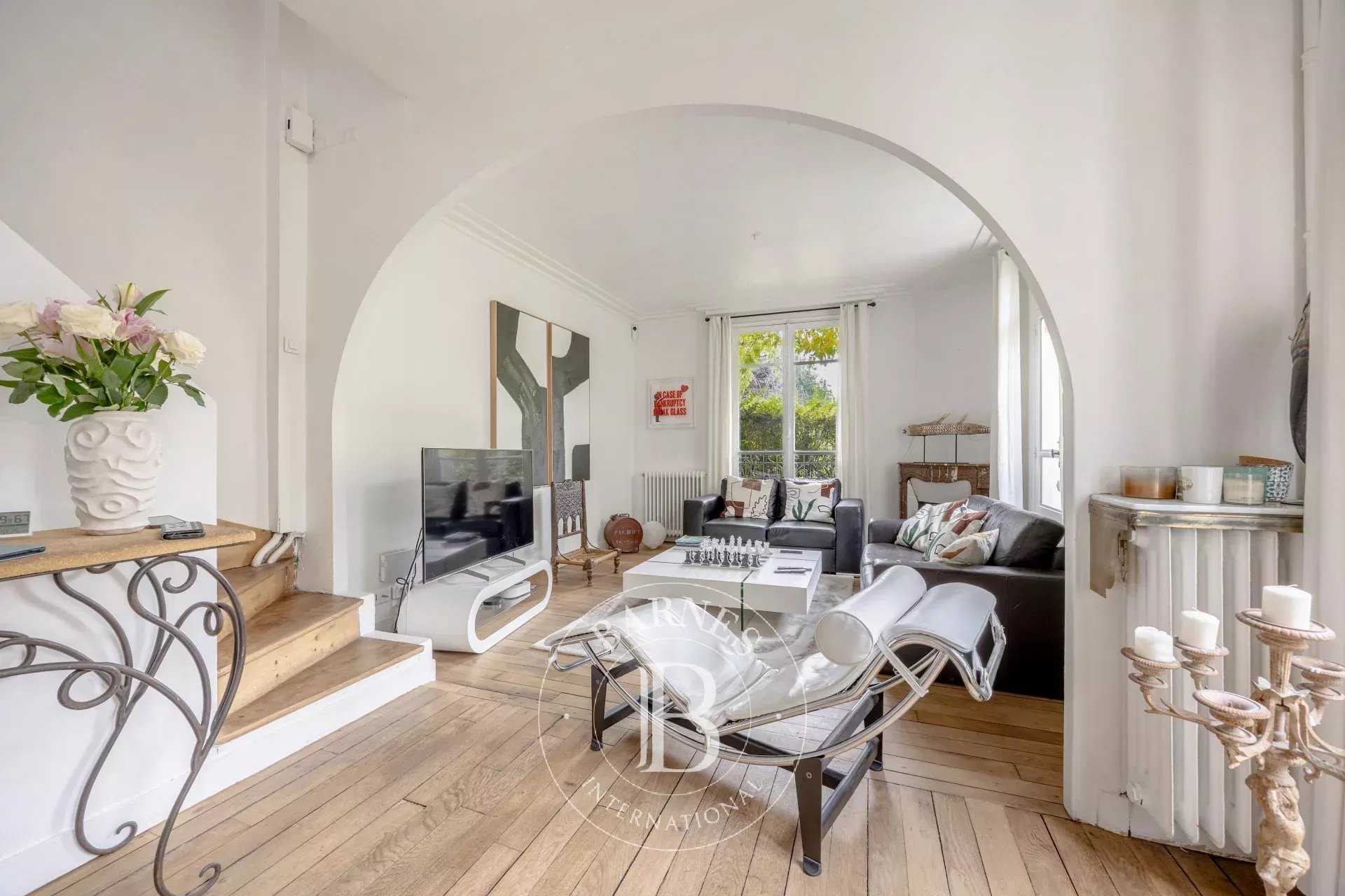 Meudon  - Maison 5 Pi&egrave;ces 3 Chambres