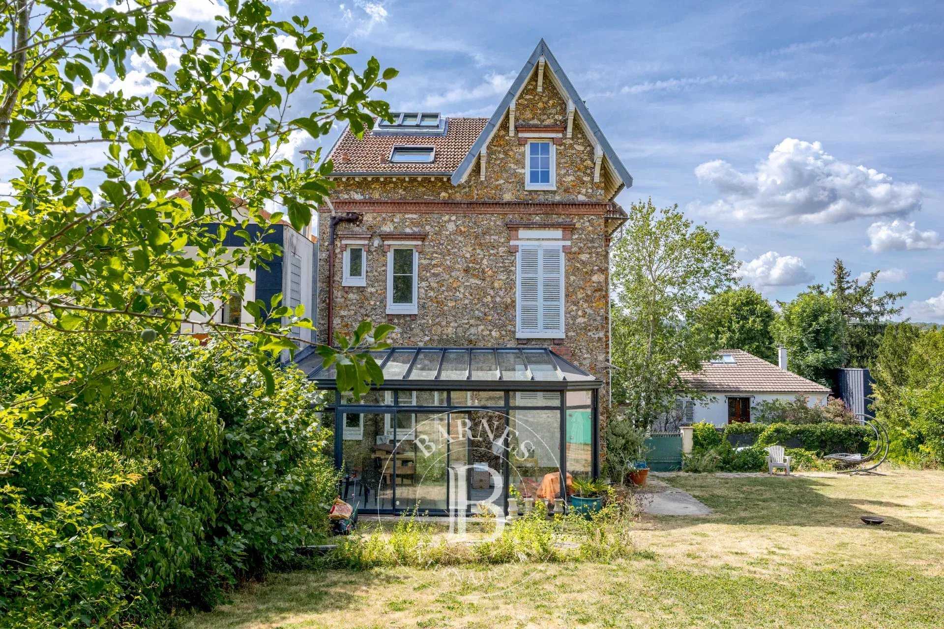 Sèvres  - House 7 Bedrooms