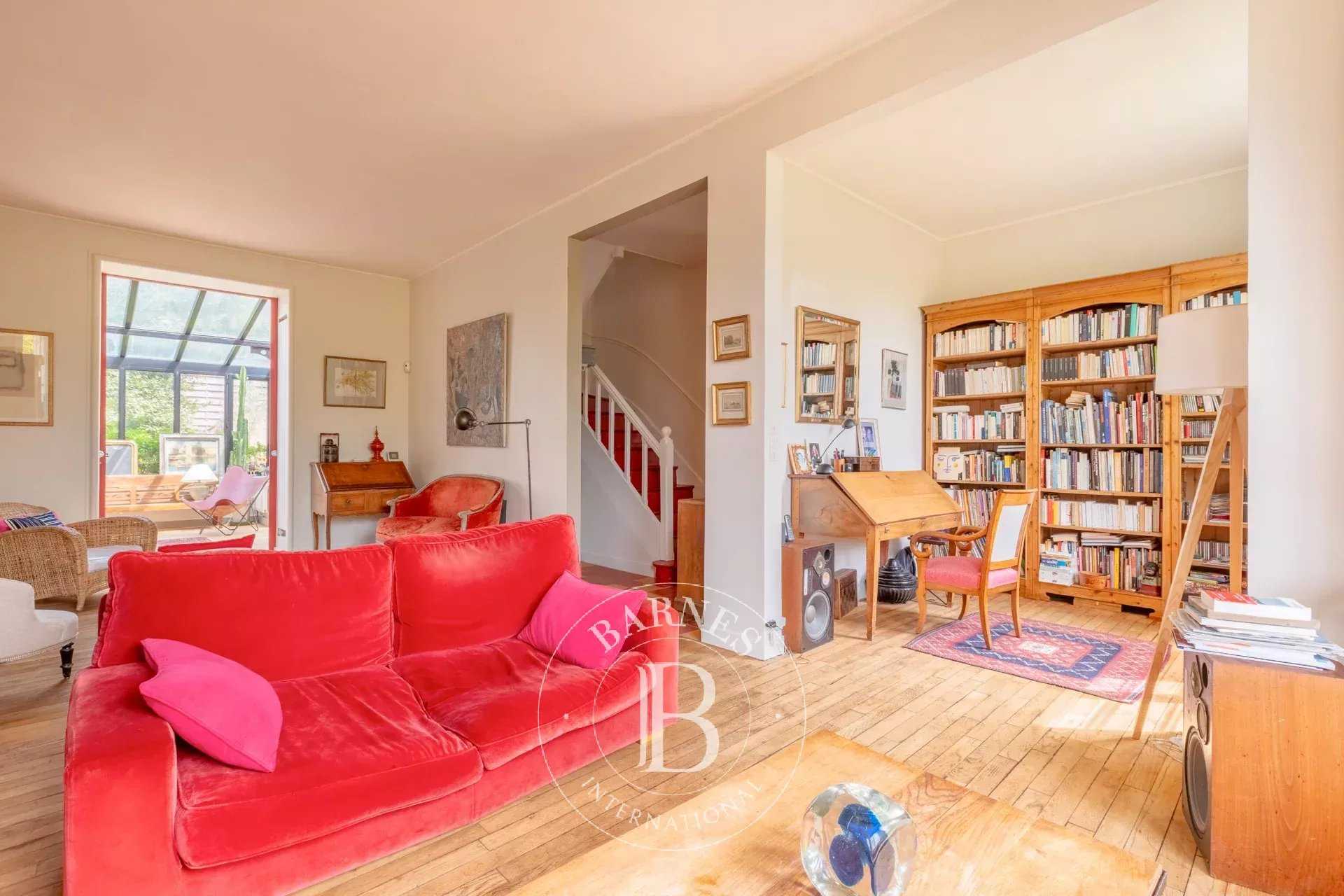 Sèvres  - House 6 Bedrooms