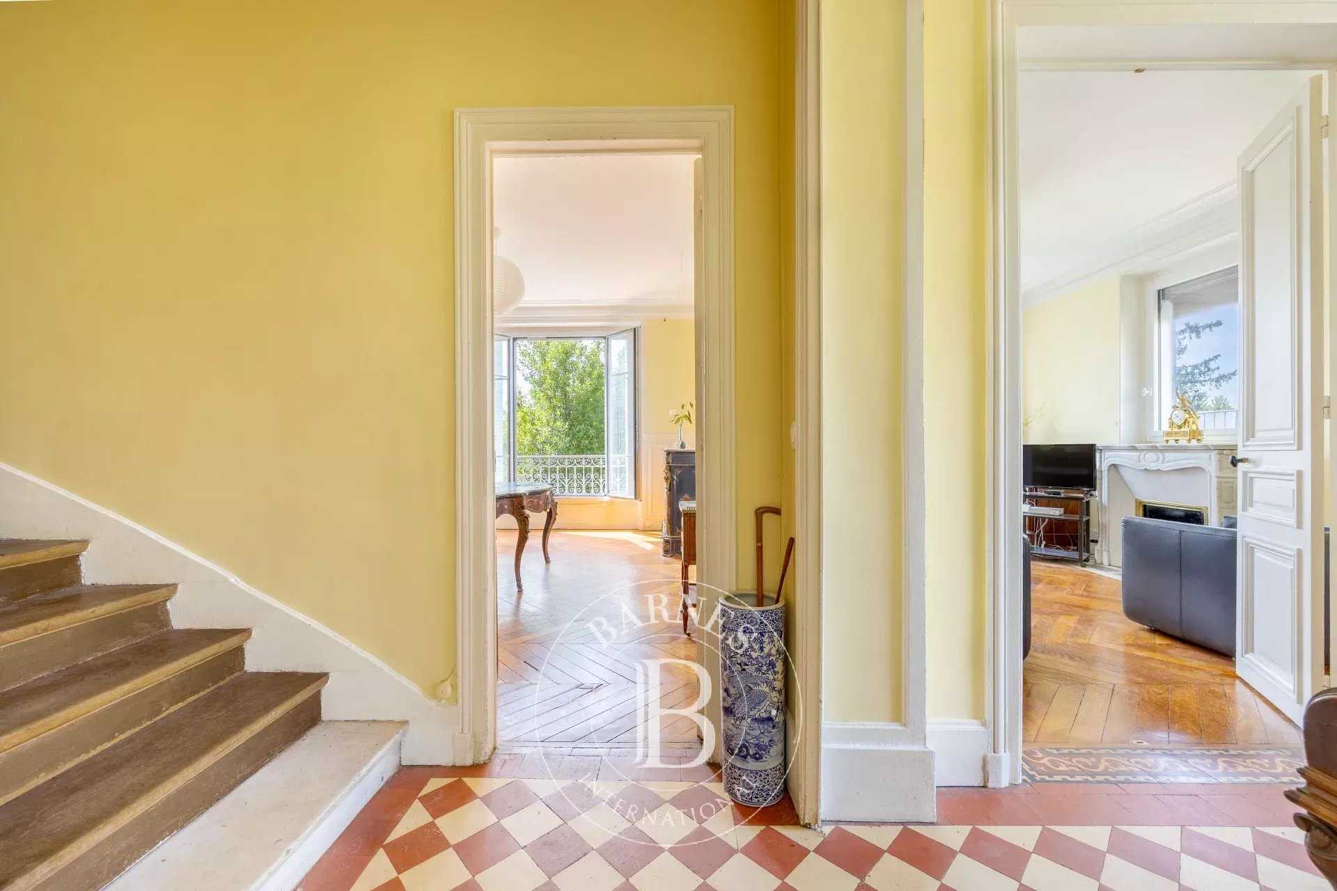 Sèvres  - House 7 Bedrooms