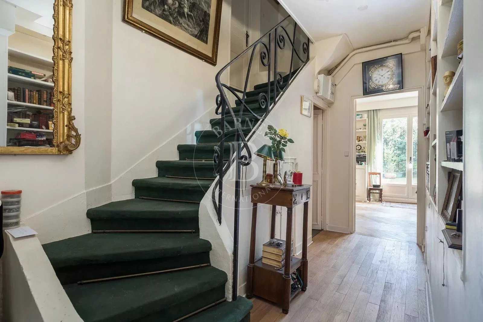 Saint-Cloud  - Casa 12 Cuartos 6 Habitaciones