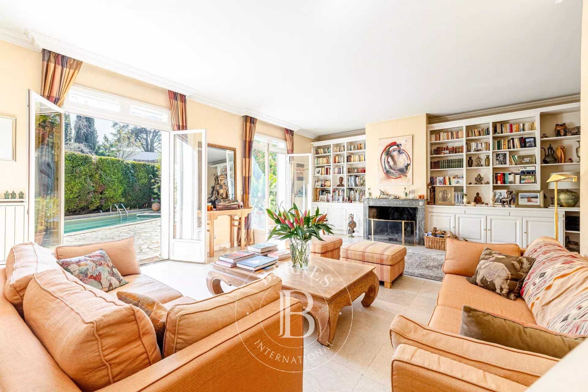 Saint-Cloud  - Casa 9 Cuartos 5 Habitaciones