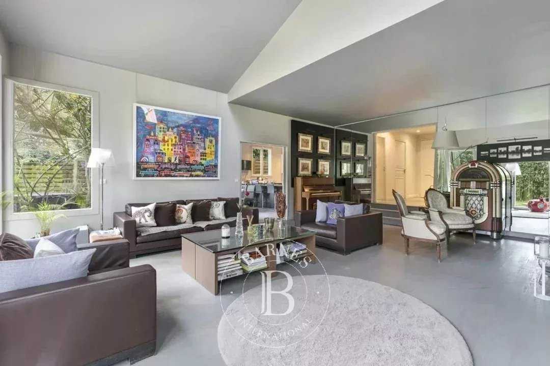 Saint-Cloud  - House 5 Bedrooms