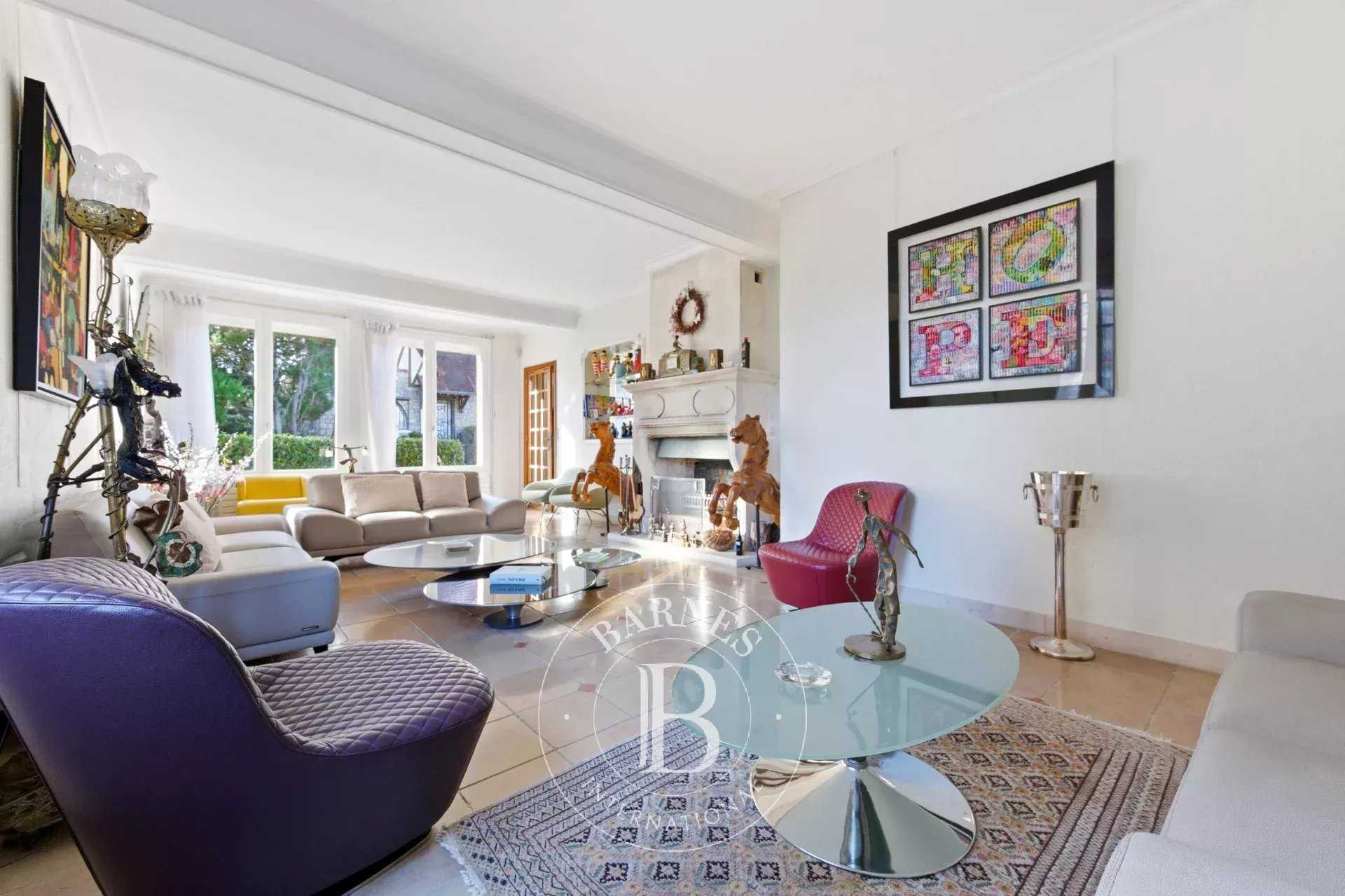 Sceaux  - House 6 Bedrooms