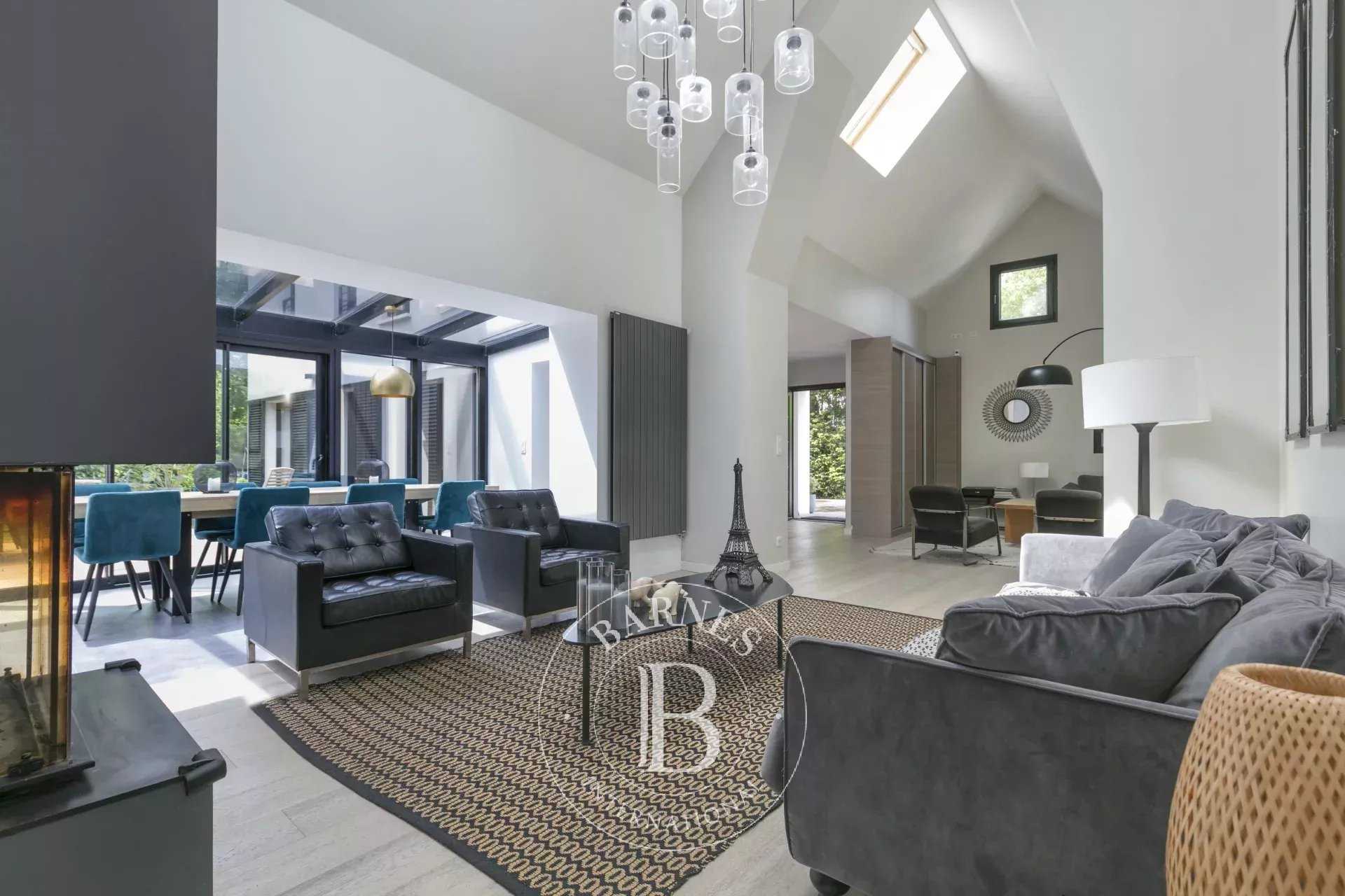 Vaucresson  - House 4 Bedrooms