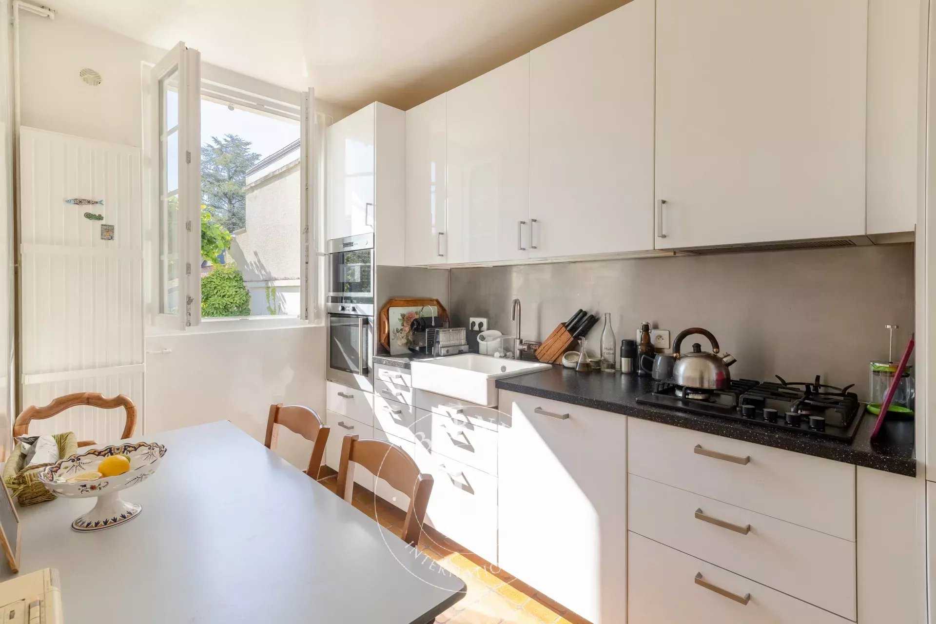 Chaville  - House 3 Bedrooms