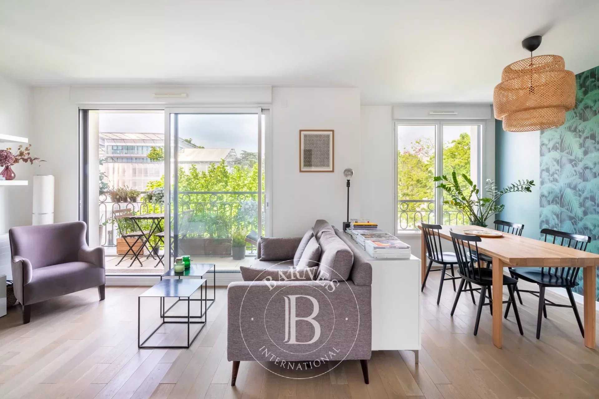 Appartement Montrouge  -  ref 82582713 (picture 3)