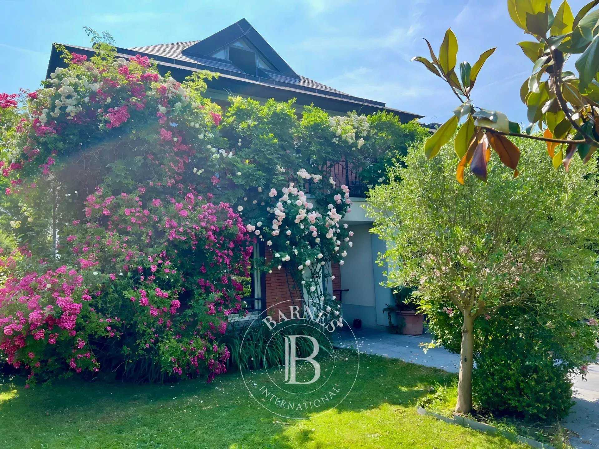 Maison Vaucresson  -  ref 86386429 (picture 1)