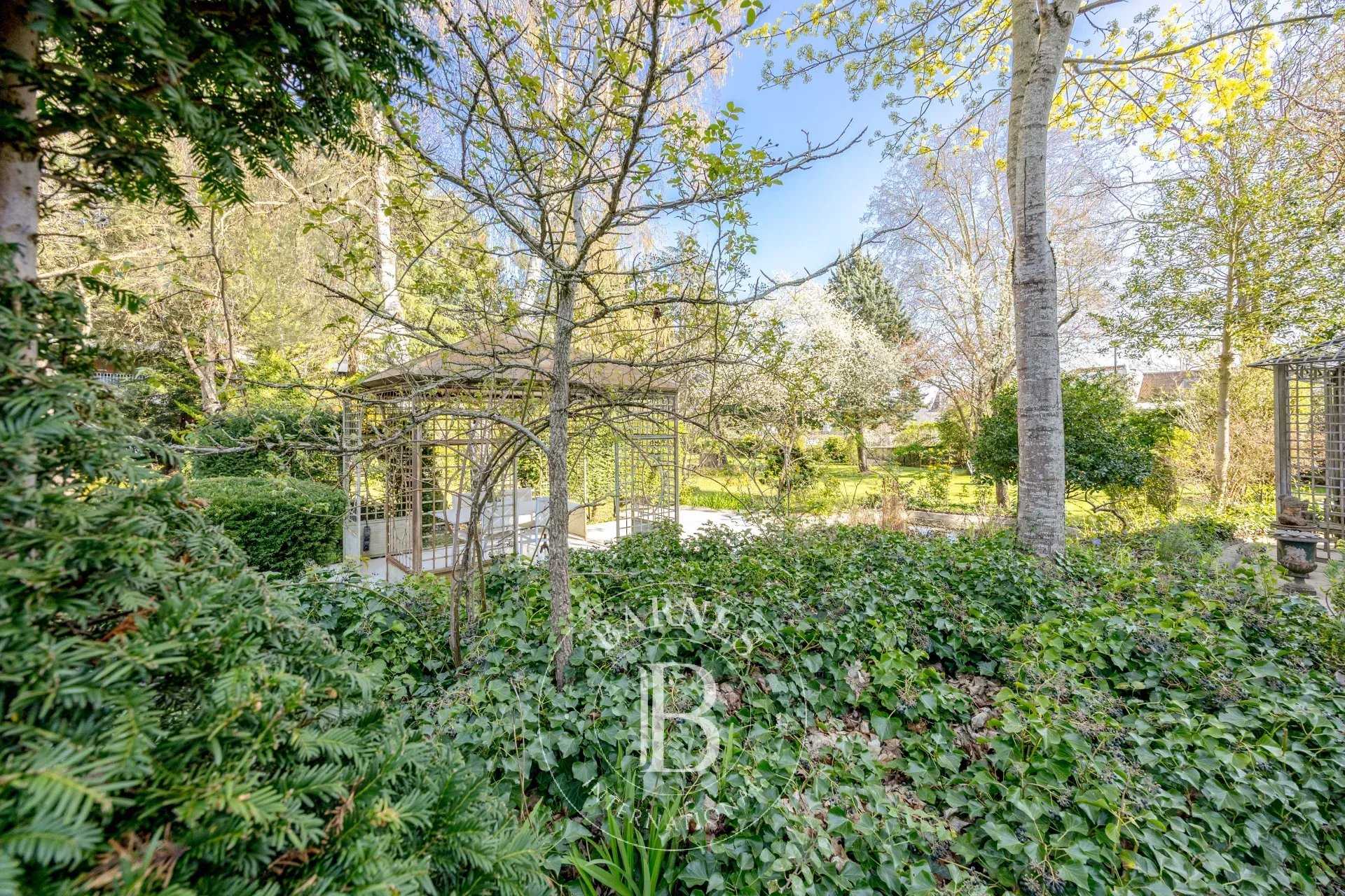 Palacete Ville-d'Avray  -  ref 86822455 (picture 3)