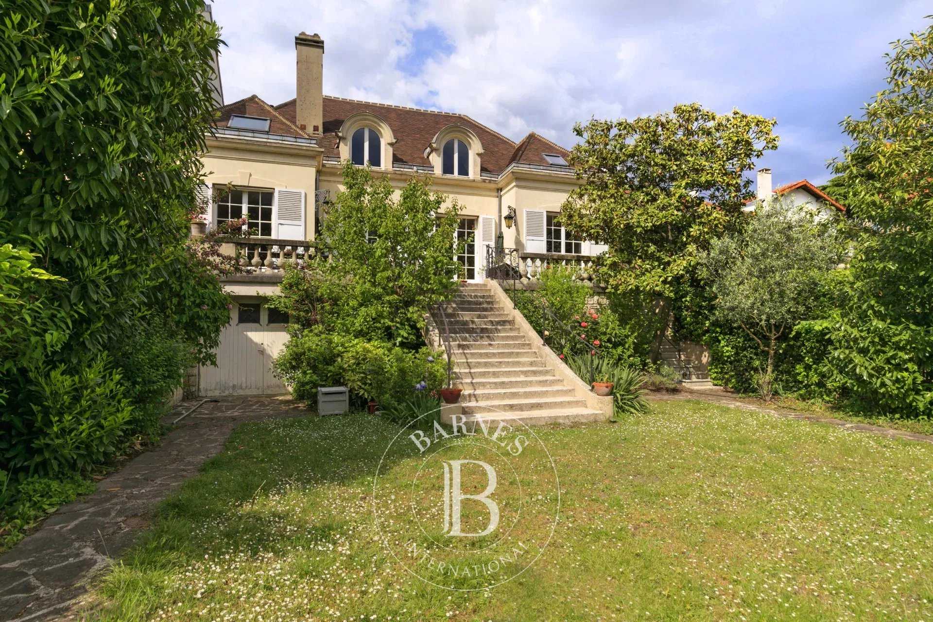 House Saint-Cloud  -  ref 85898386 (picture 2)