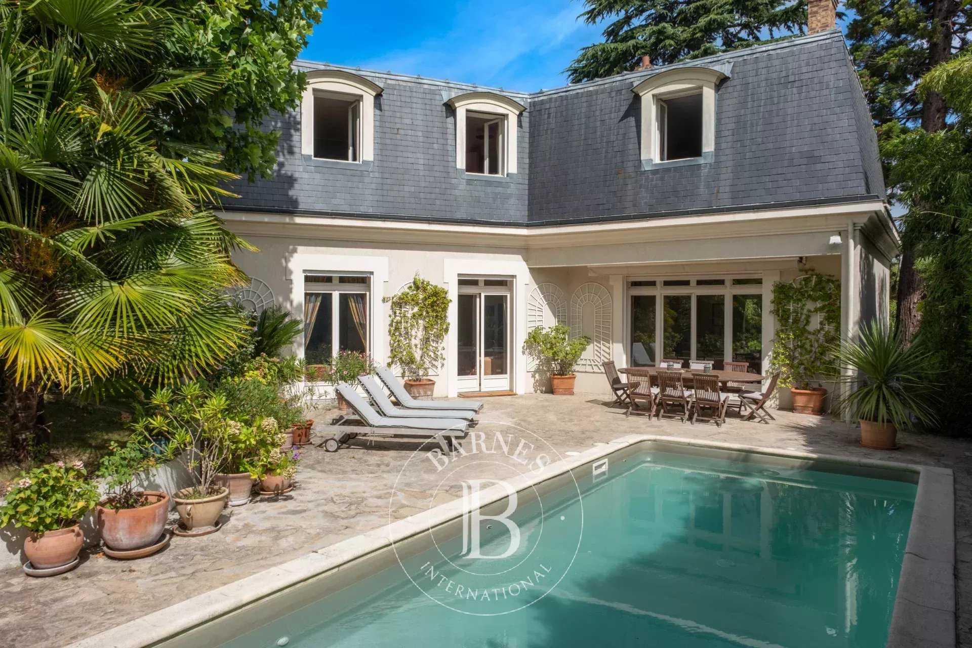 Saint-Cloud  - Casa 9 Cuartos 5 Habitaciones