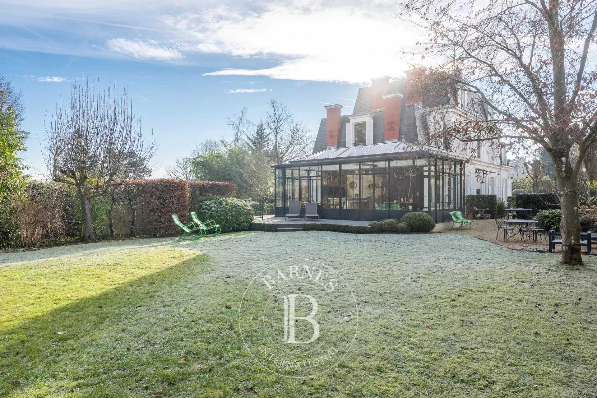 Mansion Garches  -  ref 85956104 (picture 2)