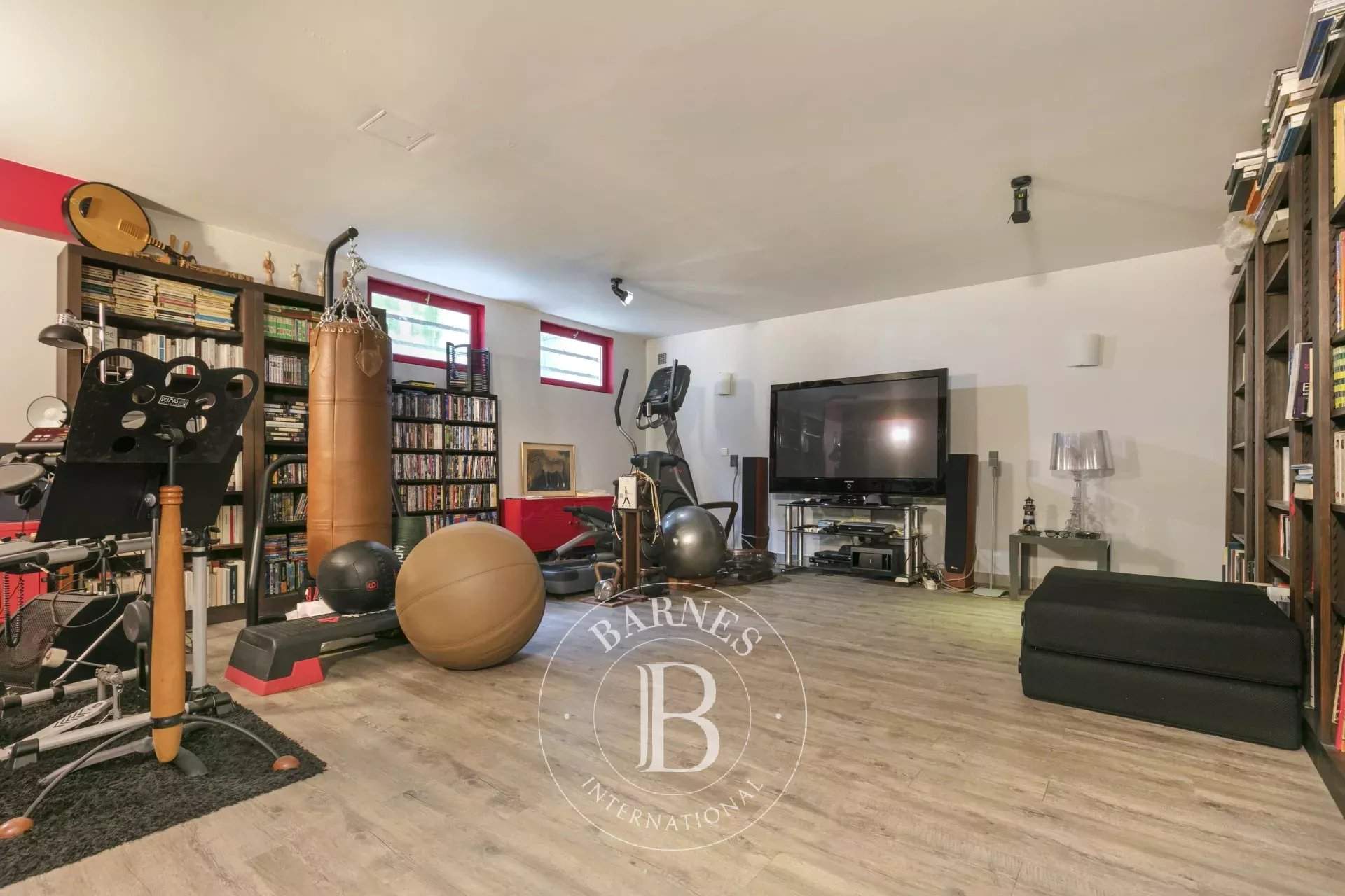 Saint-Cloud  - House 5 Bedrooms - picture 14