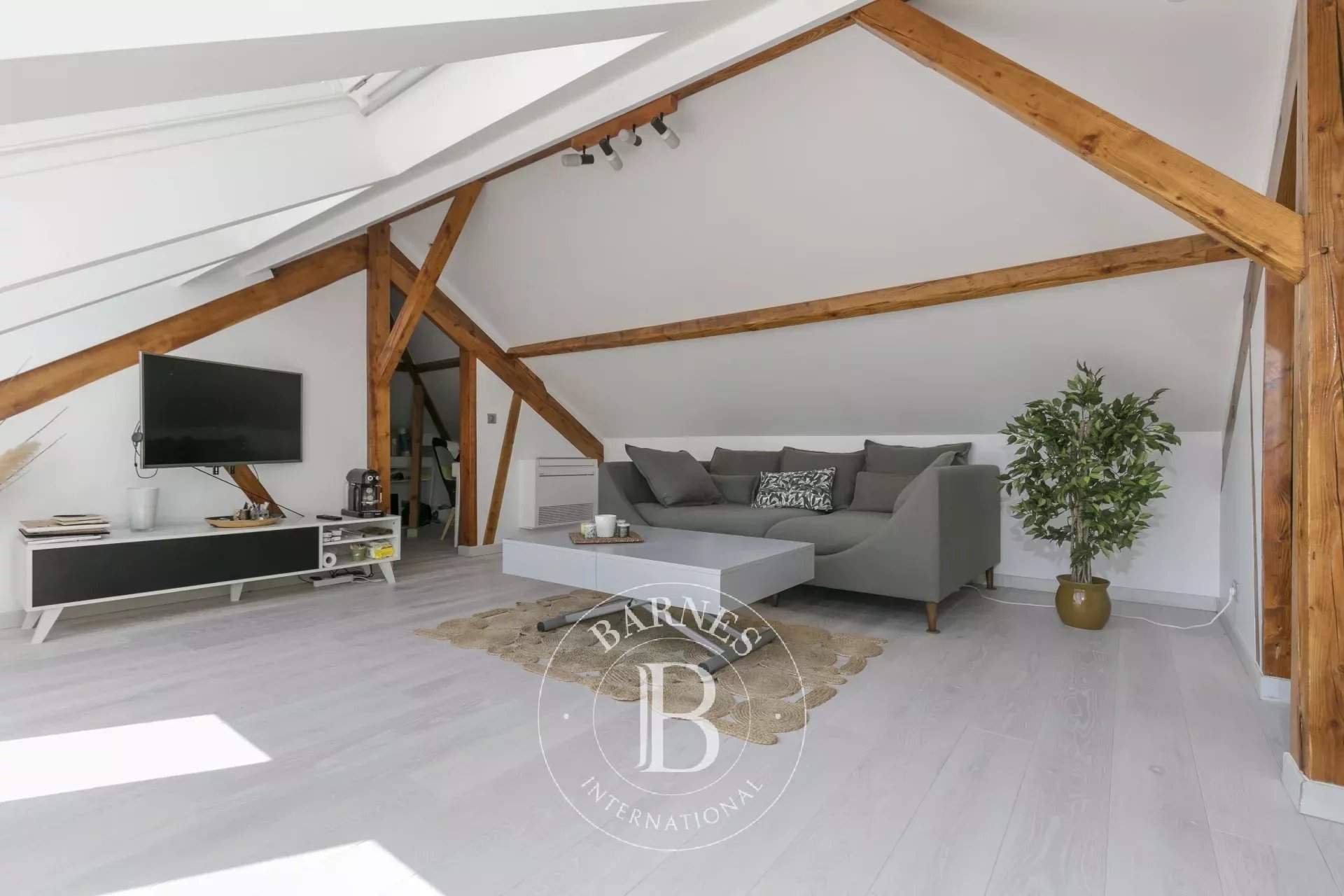 Garches  - House 5 Bedrooms - picture 17