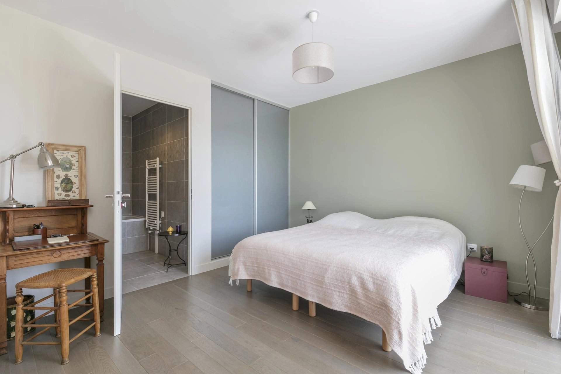 Issy-les-Moulineaux  - Apartment 2 Bedrooms - picture 12