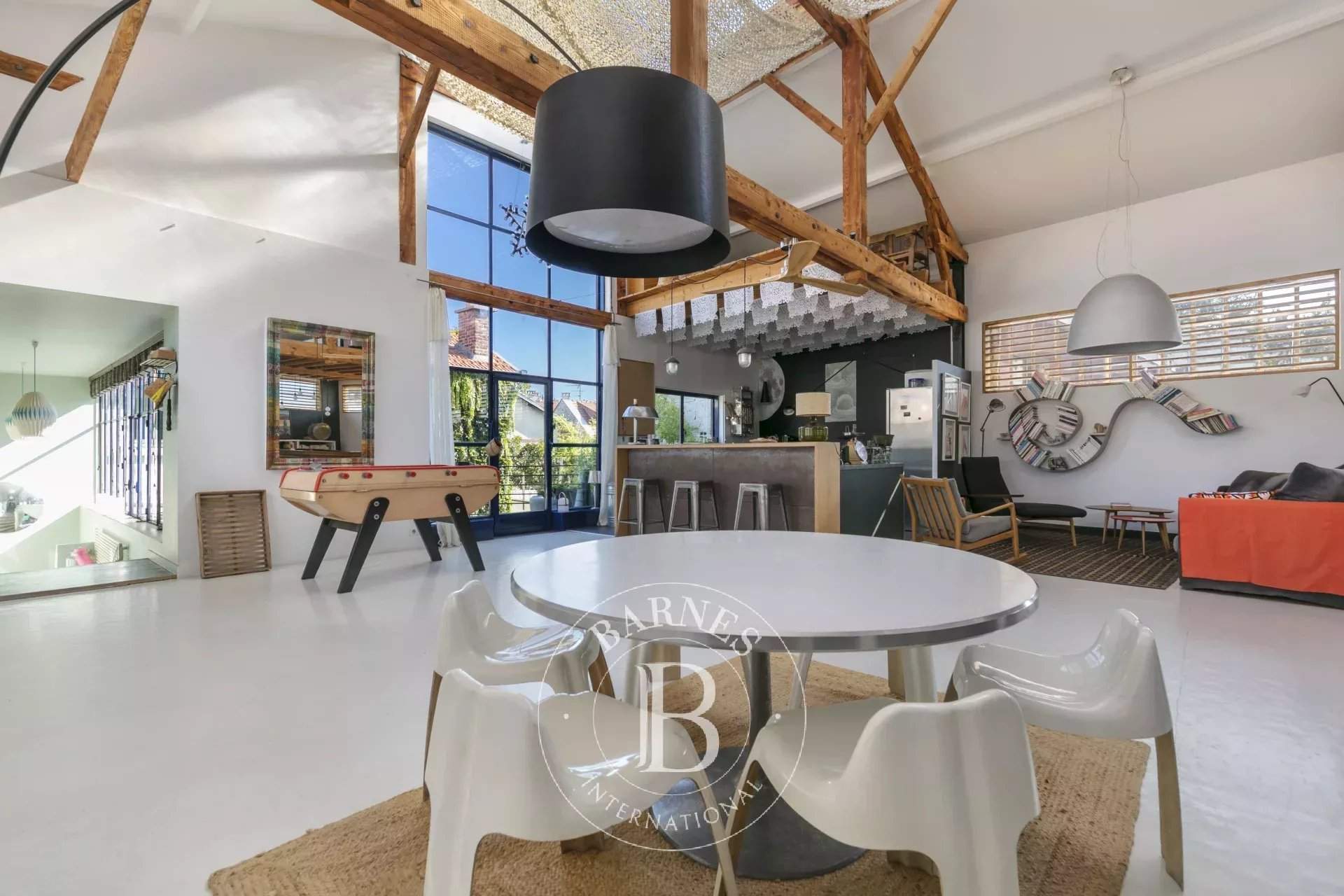 Vanves  - Maison 10 Pi&egrave;ces 4 Chambres - picture 1