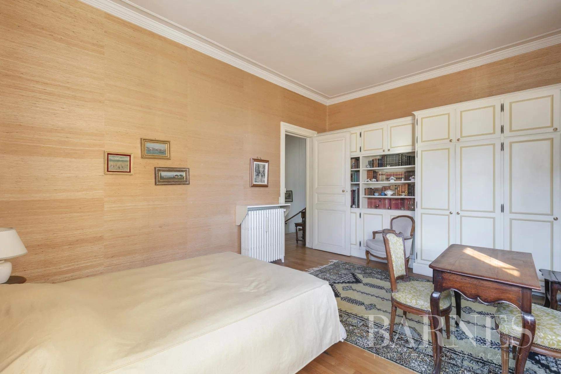 Sceaux  - Villa 9 Bedrooms - picture 17