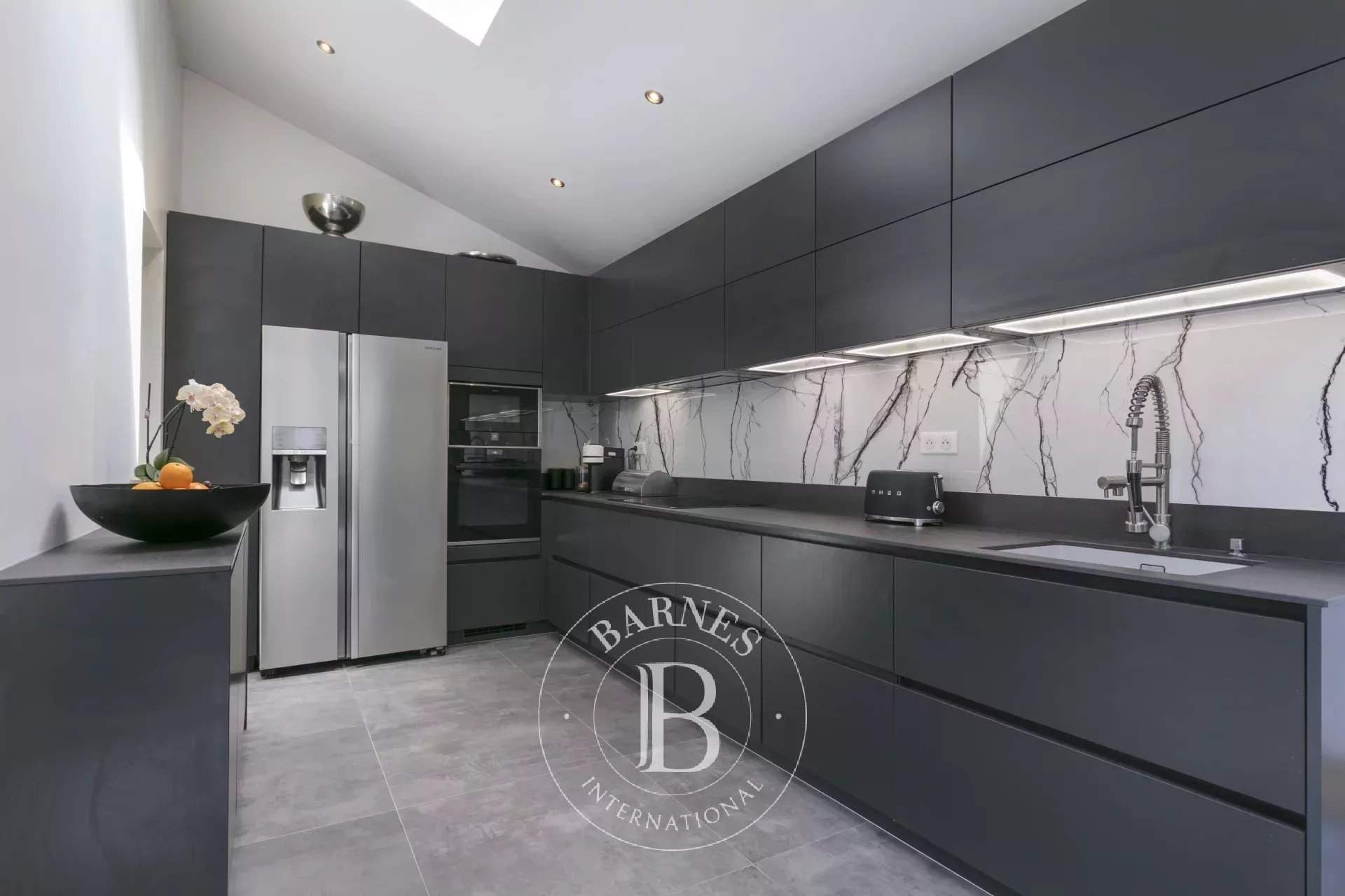 Vaucresson  - House 4 Bedrooms - picture 10