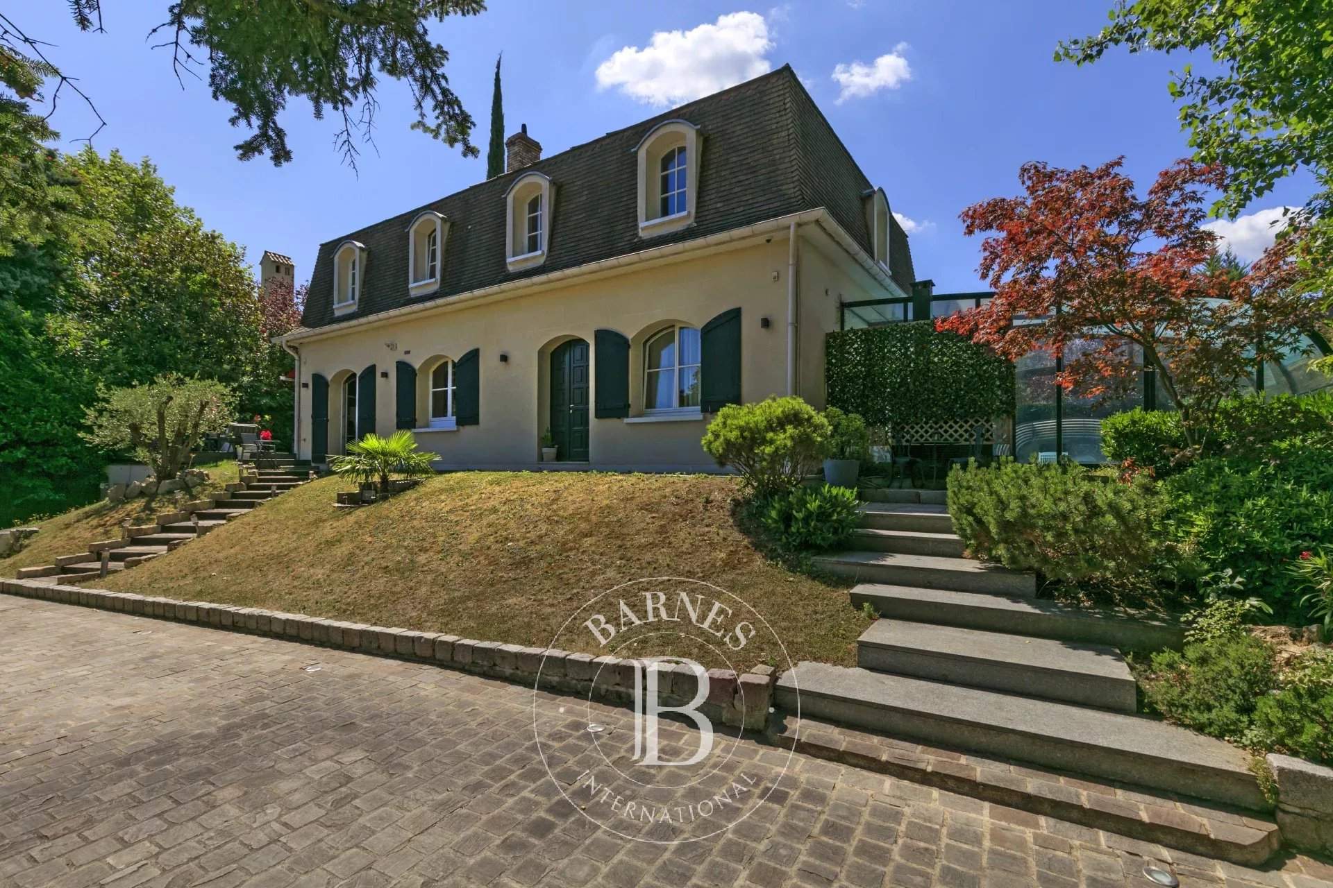 Garches  - House 5 Bedrooms - picture 2