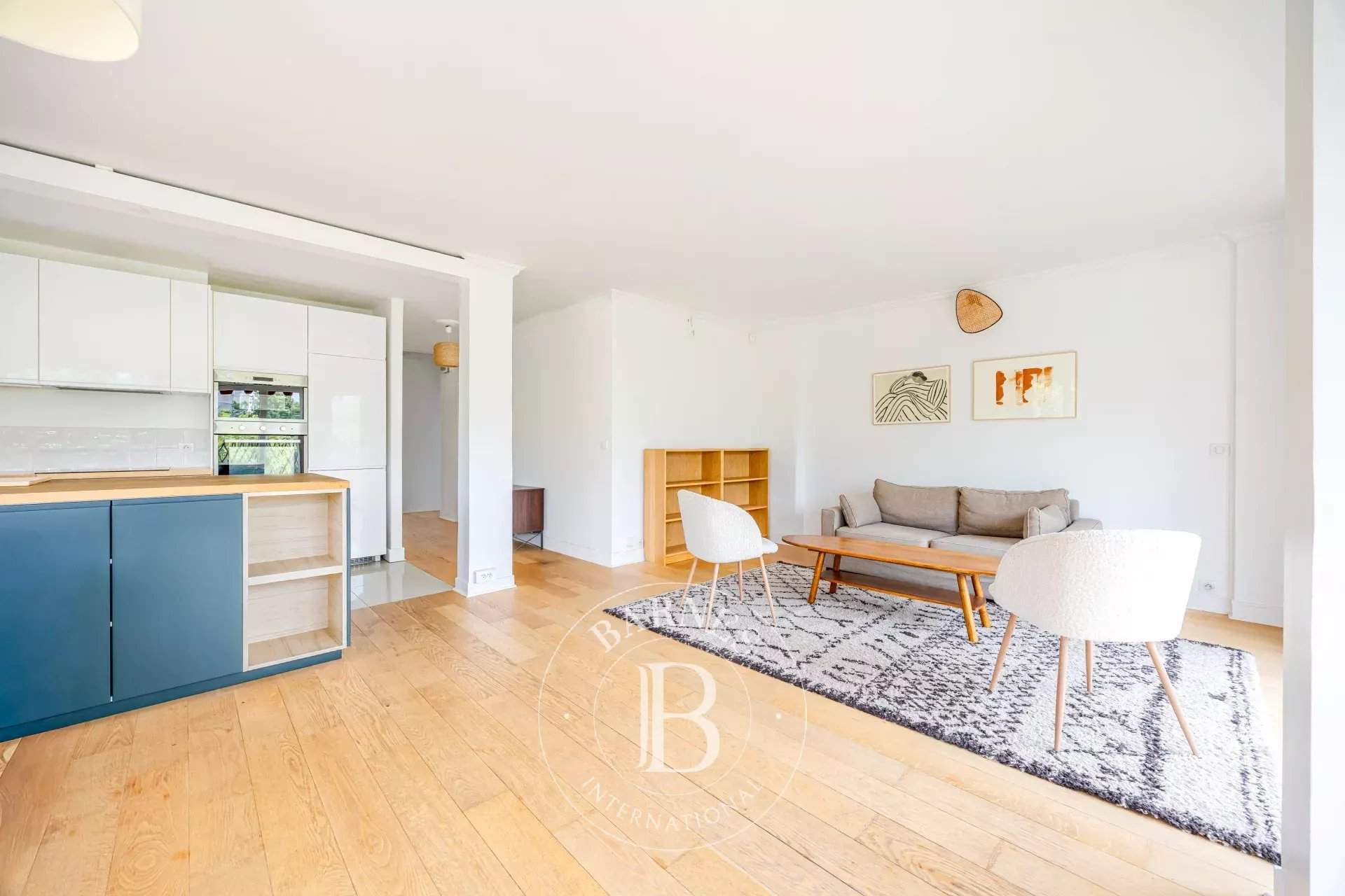 Saint-Cloud  - Appartement 4 Pi&egrave;ces 3 Chambres - picture 4