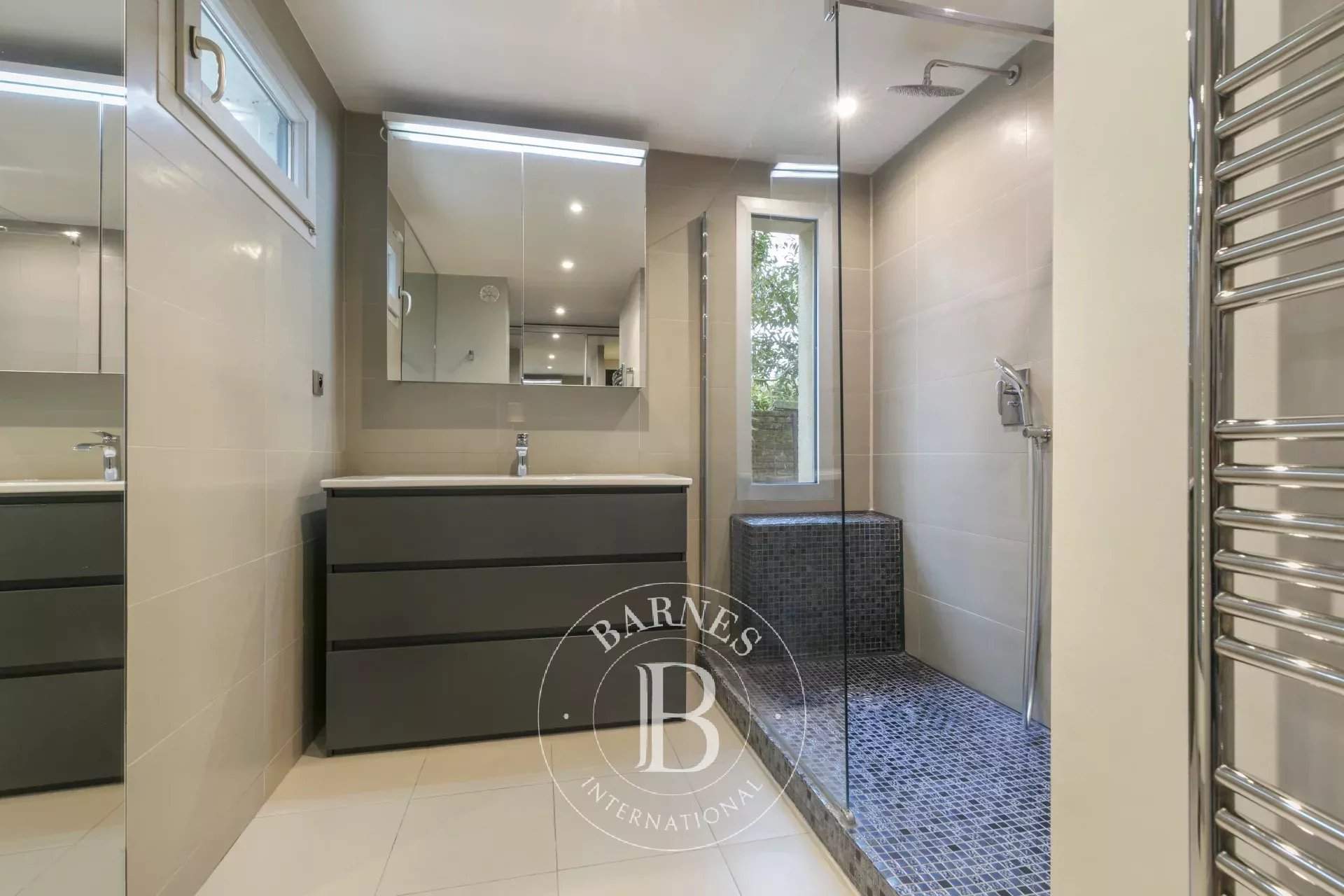 Saint-Cloud  - House 5 Bedrooms - picture 9