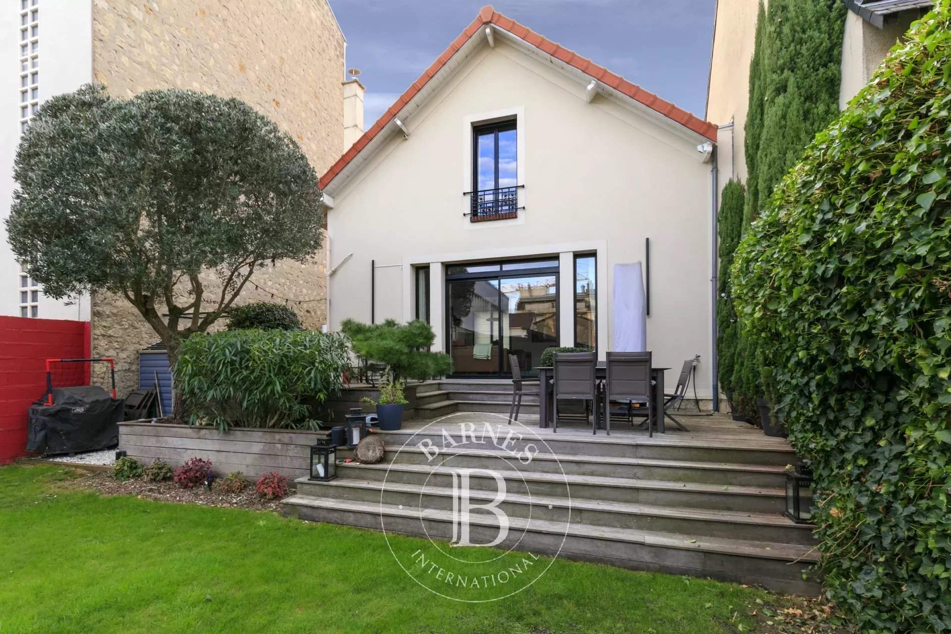 Vanves  - Maison 5 Pi&egrave;ces 3 Chambres - picture 16