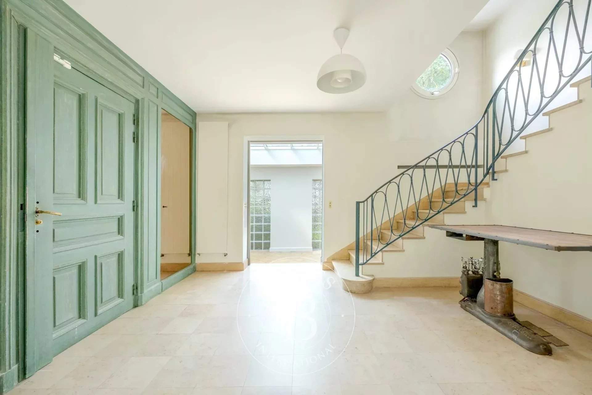 Garches  - House 5 Bedrooms - picture 7