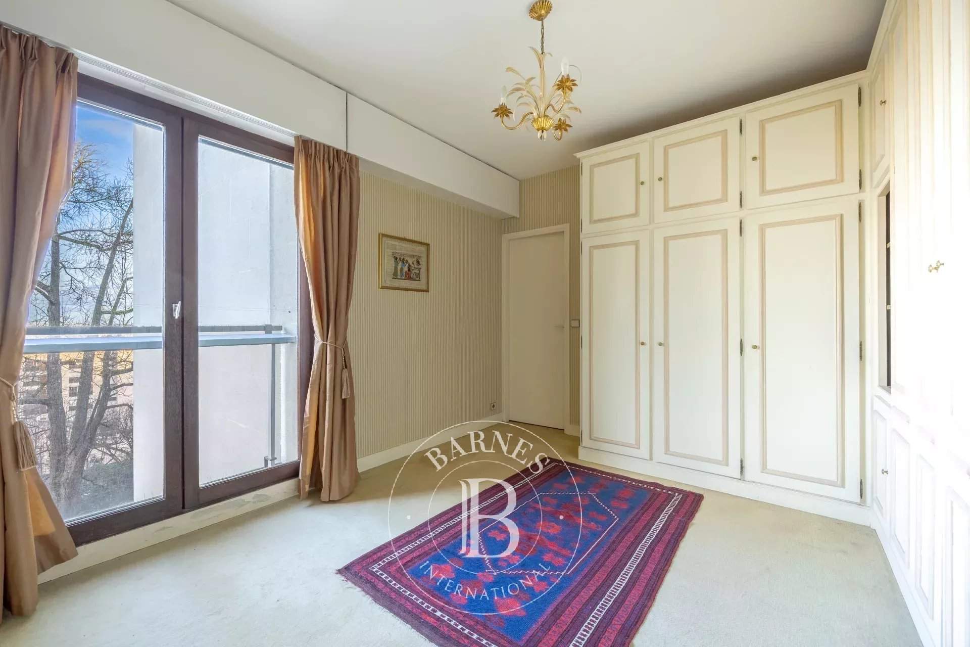 Saint-Cloud  - Piso 5 Cuartos 3 Habitaciones - picture 12