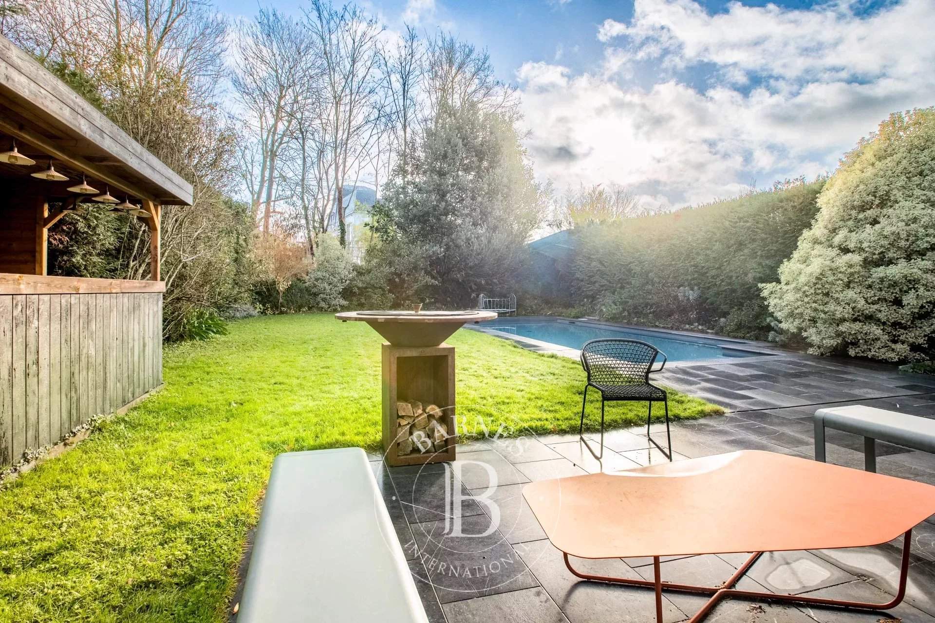 Vaucresson  - Maison 8 Pièces 6 Chambres - picture 18