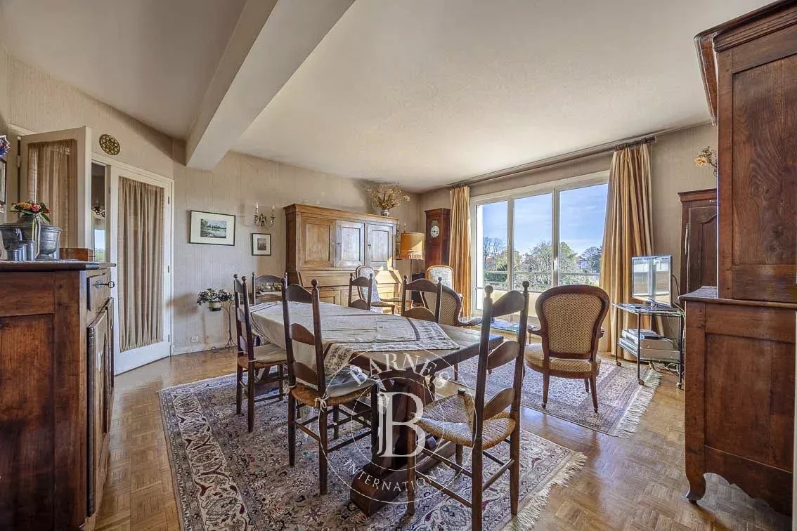 Saint-Cloud  - Apartment 4 Bedrooms - picture 9