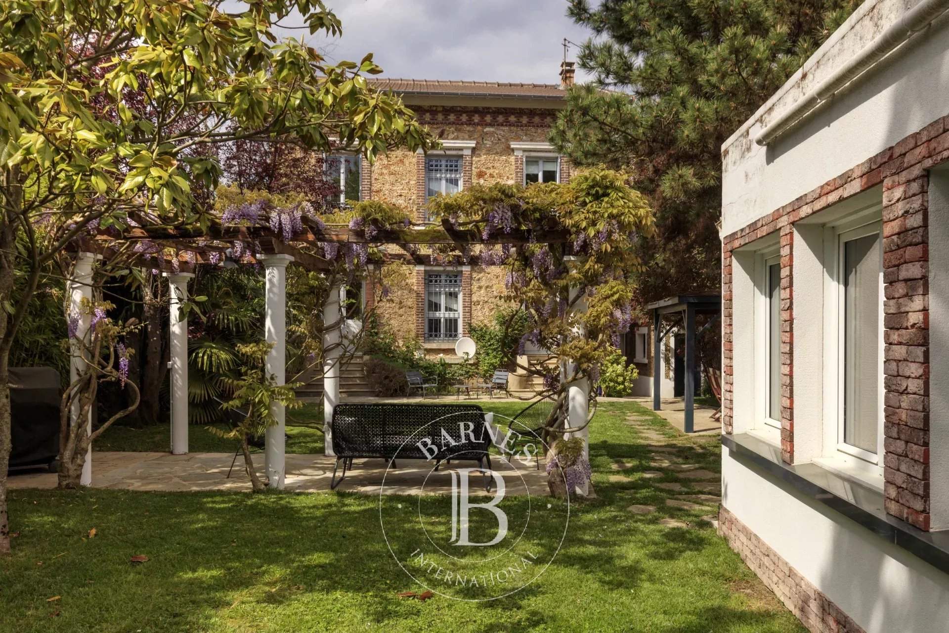 Clamart  - Maison 8 Pi&egrave;ces - picture 4