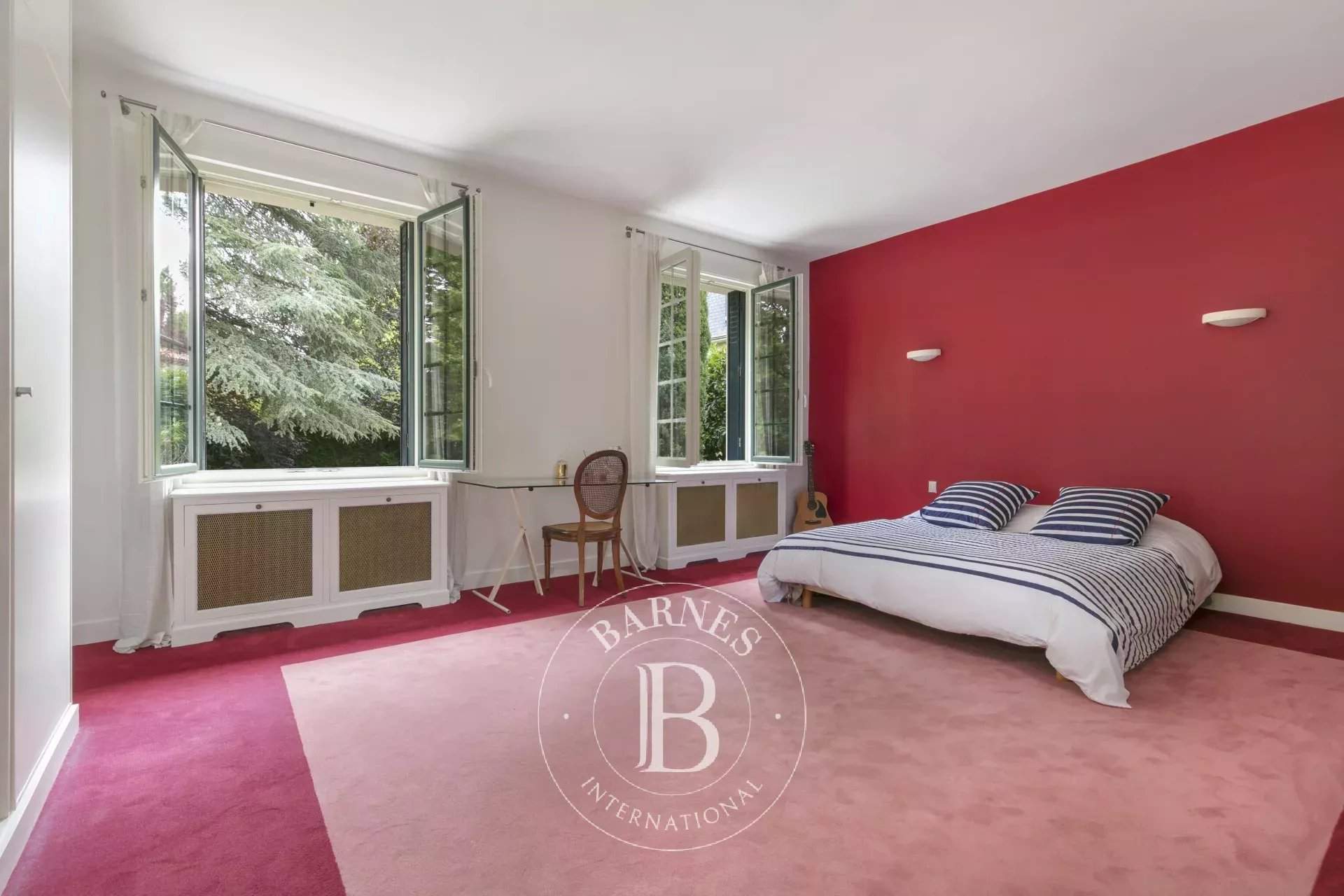 Garches  - House 5 Bedrooms - picture 14