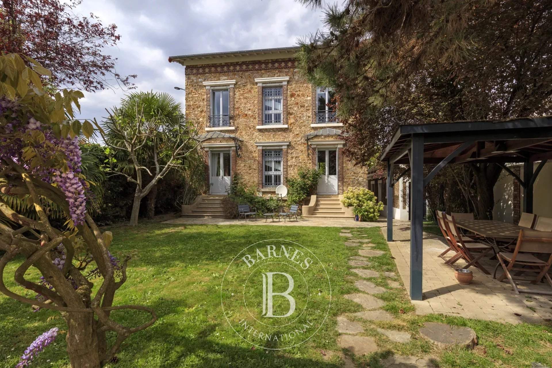 Clamart  - Maison 8 Pi&egrave;ces - picture 1