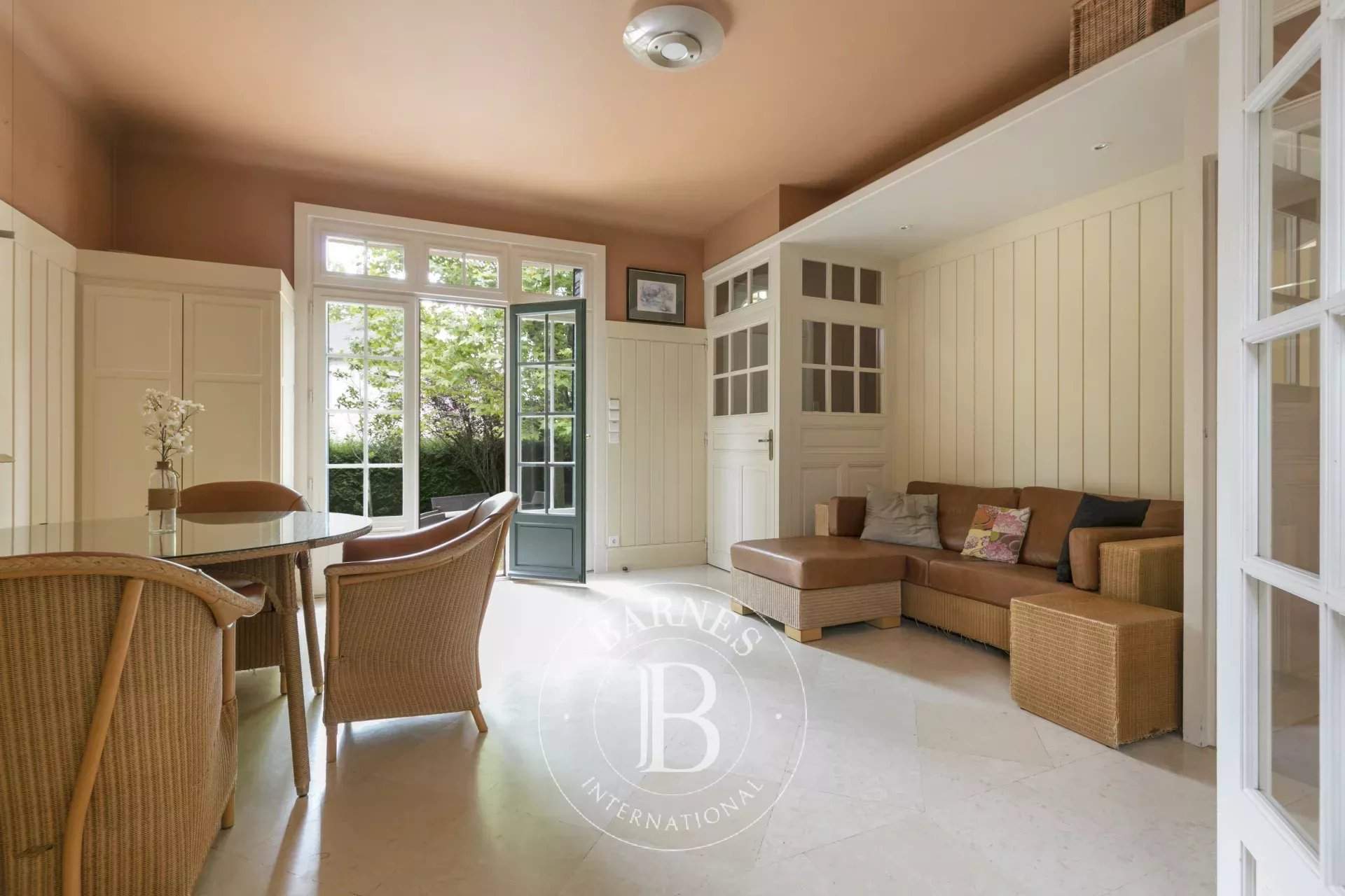 Garches  - House 5 Bedrooms - picture 12