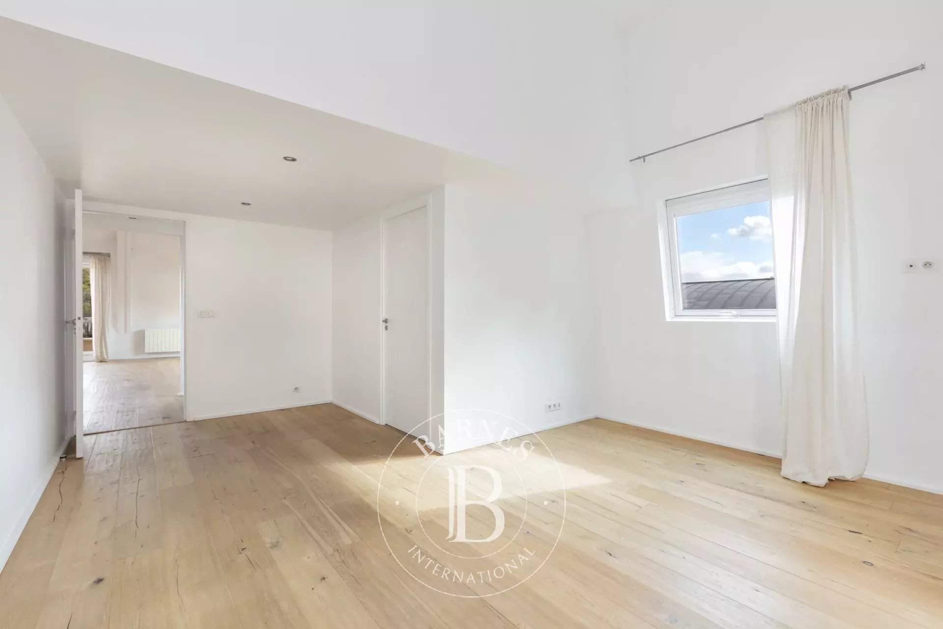 Saint-Cloud  - Appartement 5 Pièces 4 Chambres - picture 8